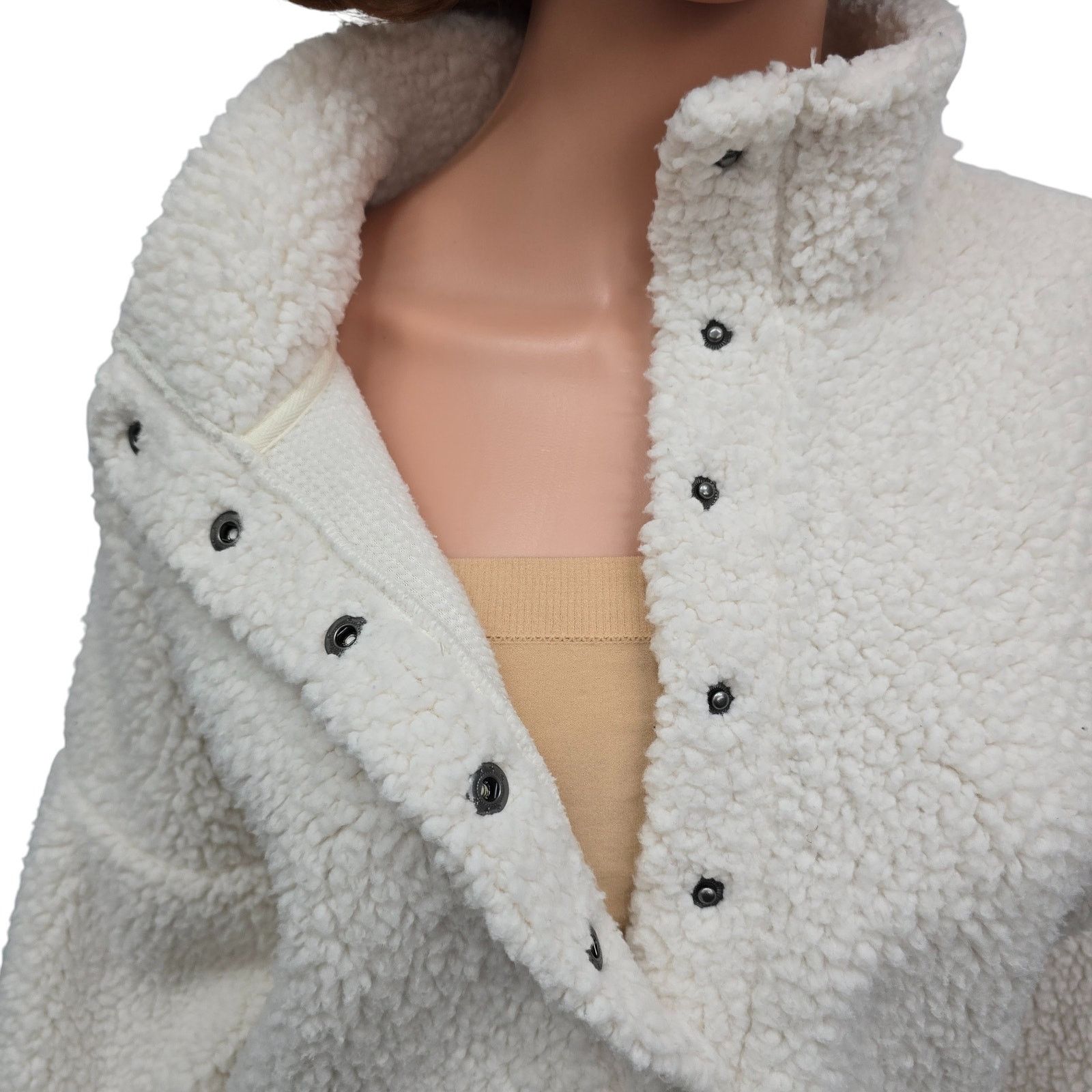 American Eagle Outfitters Aerie Cloud Sherpa Fleece Oversized Pullover 3/4 Snap Soft L Size L / US 10 / IT 46 - 6 Thumbnail