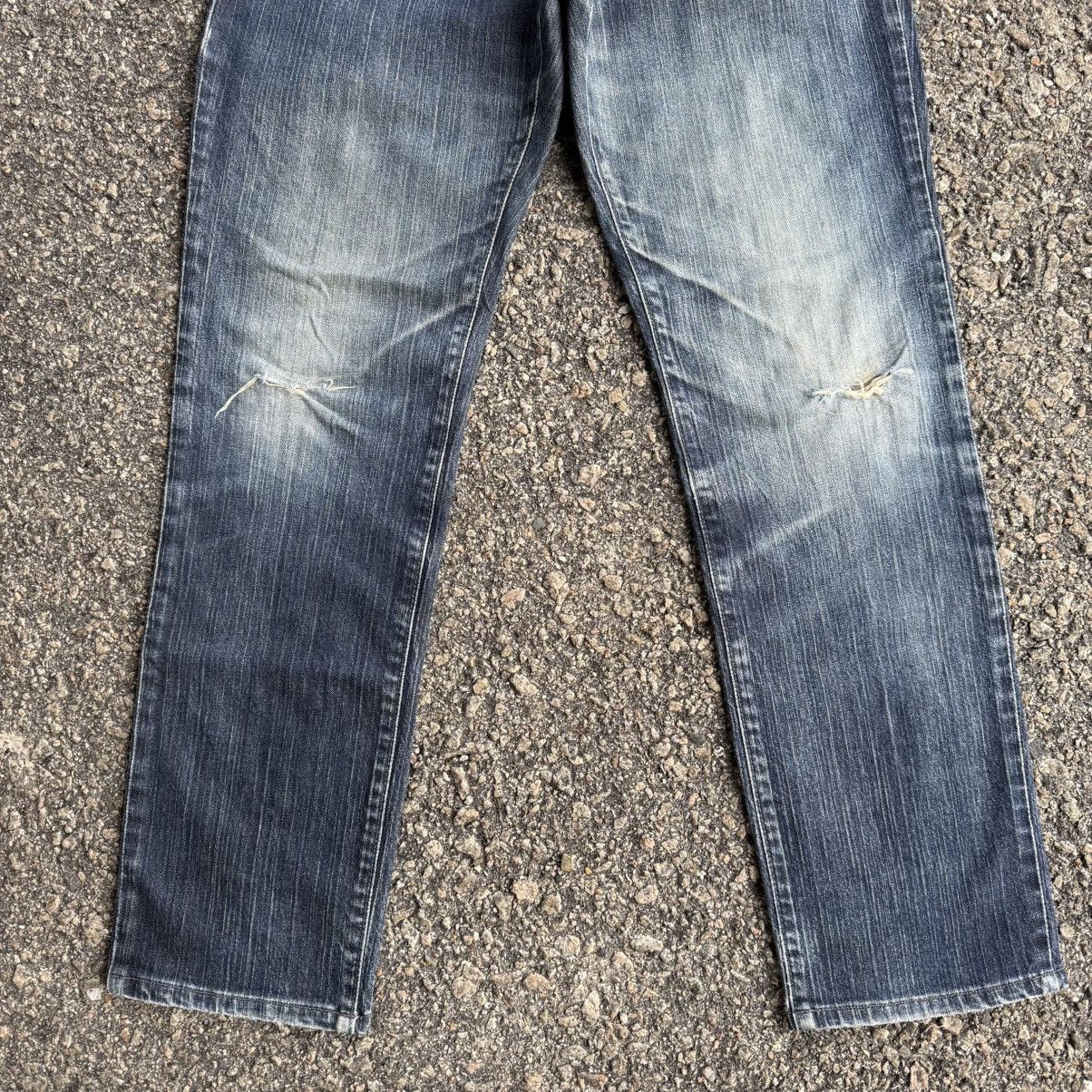 Edwin VINTAGE EDWIN BLUE TRIP FADED RIPPEP JEAN DENIM PANTS Size US 32 / EU 48 - 4 Thumbnail
