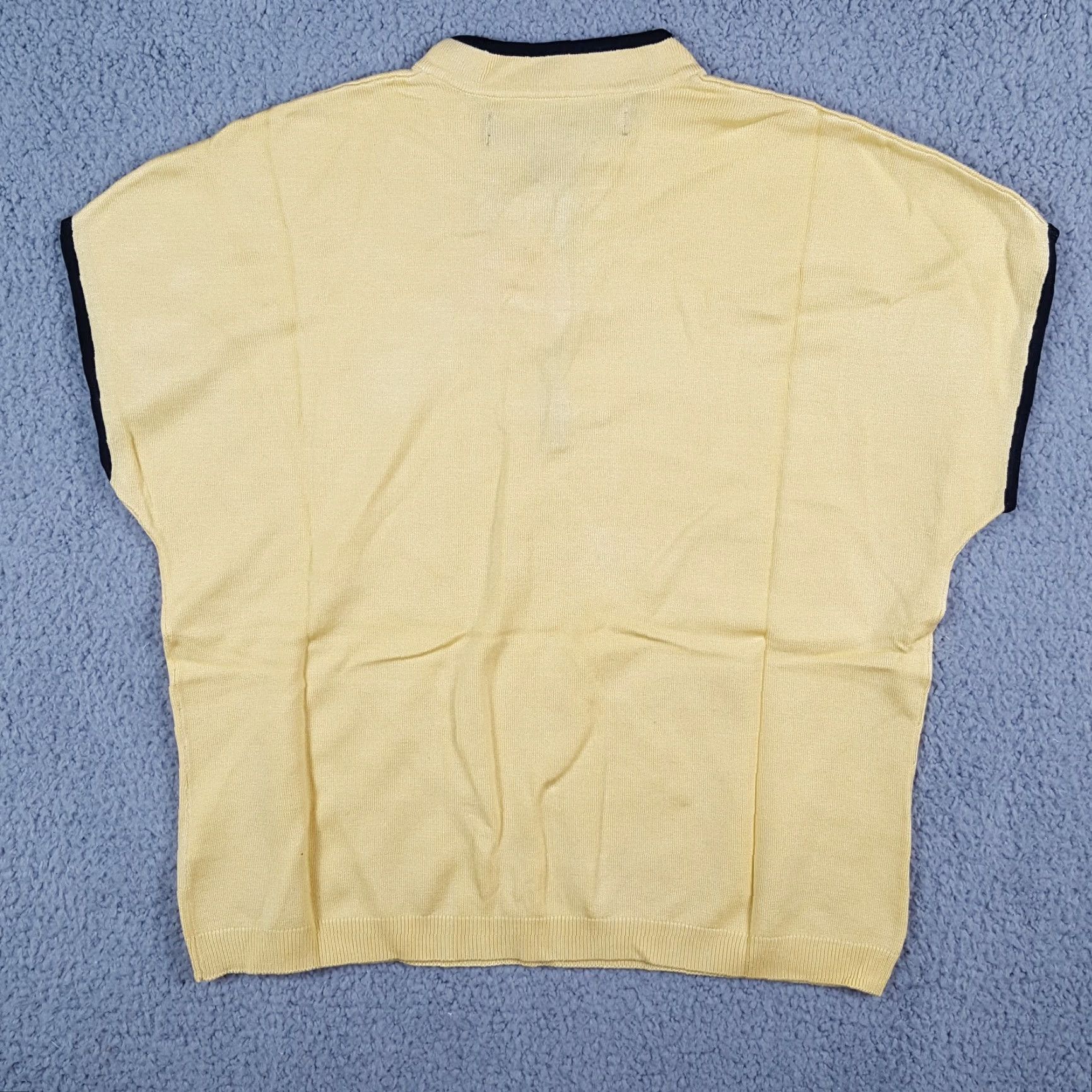 Vintage VINTAGE Jamie Sadock Pullover Sweater Sleeveless Silk Knit Frog Button Womens M Yellow 00s 90s Preppy Dragon Retro Outdoor Casual Office Size M / US 6-8 / IT 42-44 - 4 Thumbnail