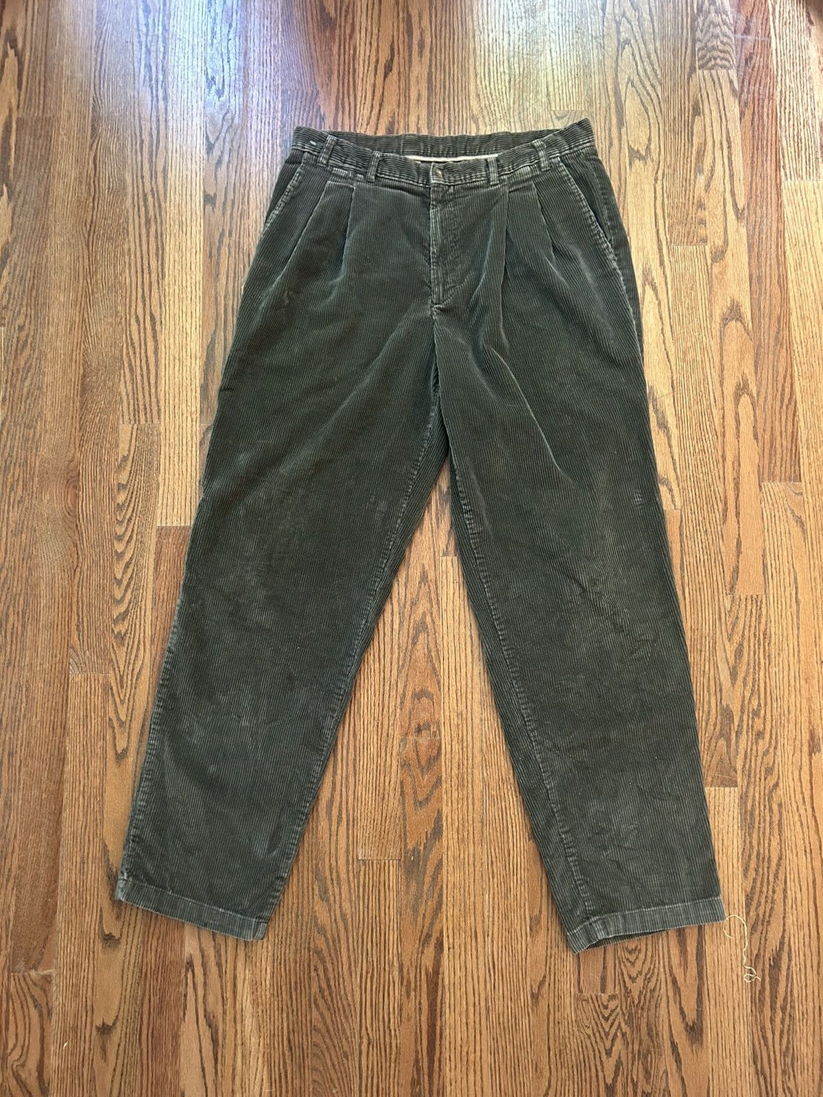 Croft & Barrow Olive green baggy corduroys Size US 36 / EU 52 - 1 Thumbnail