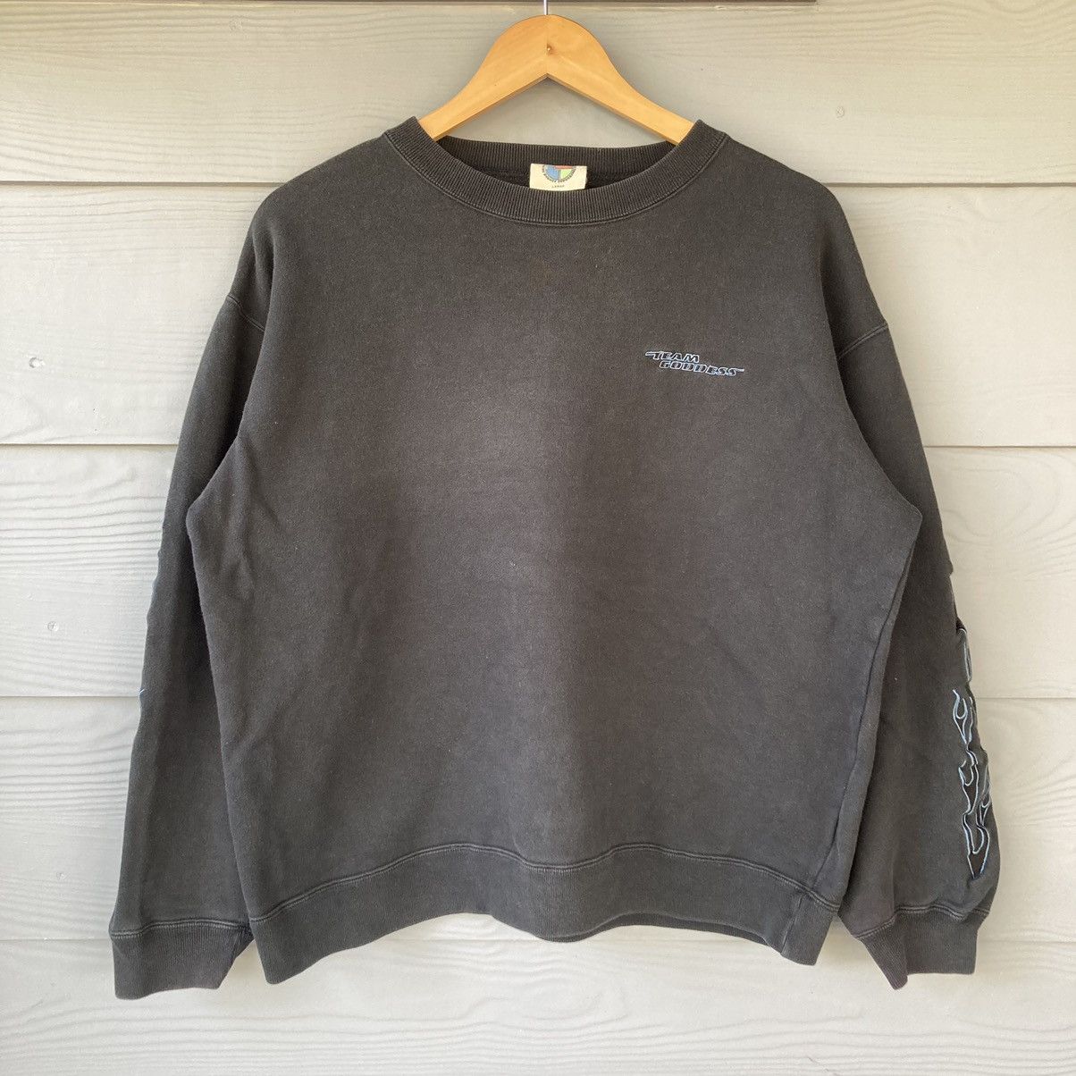 Vintage Vintage Team Goddess Sun Faded Sweatshirt Size US L / EU 52-54 / 3 - 1 Thumbnail