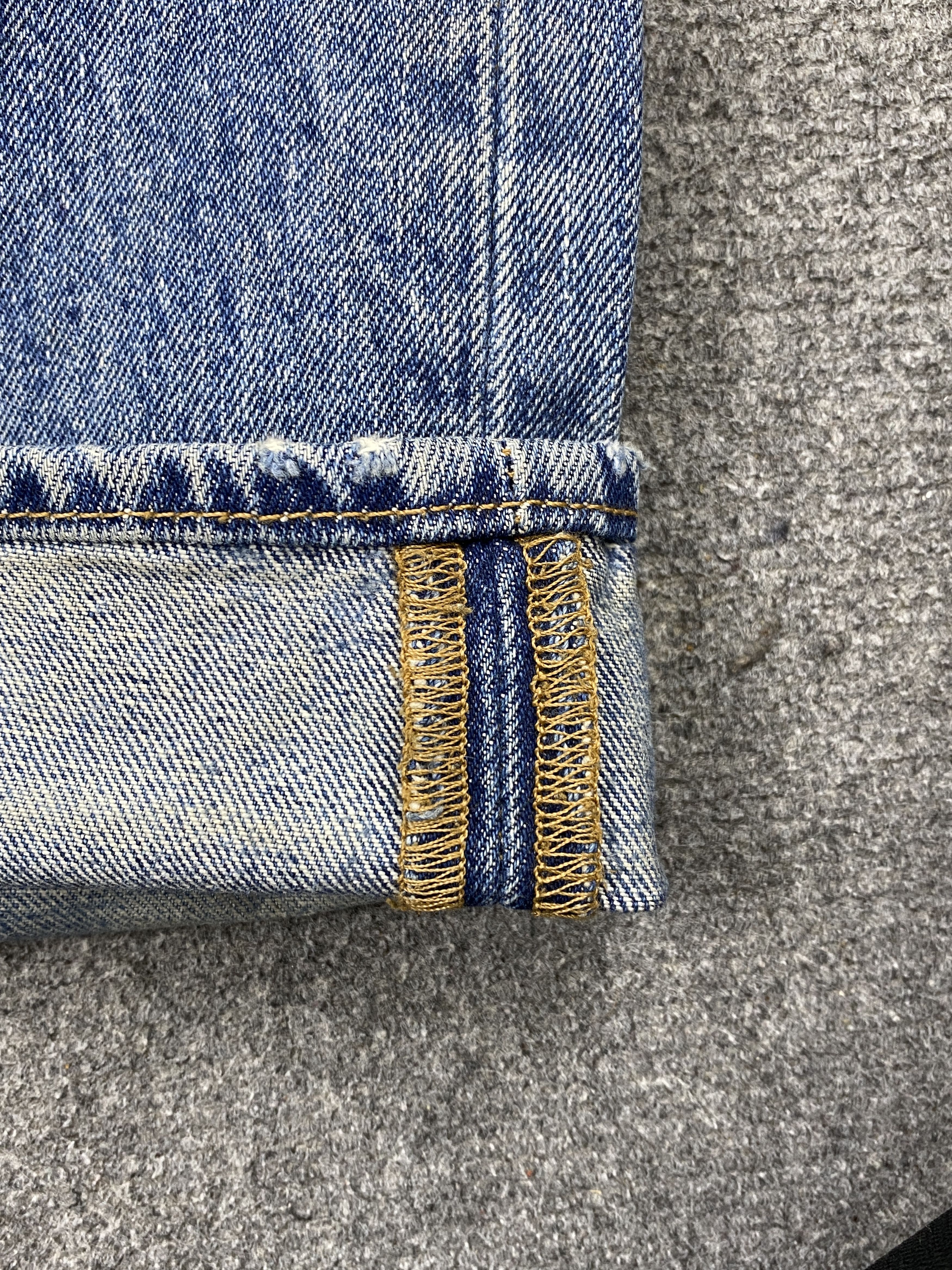 Levi's × Vintage Vintage Levi's 501 Distressed Jeans Size US 36 / EU 52 - 16 Thumbnail