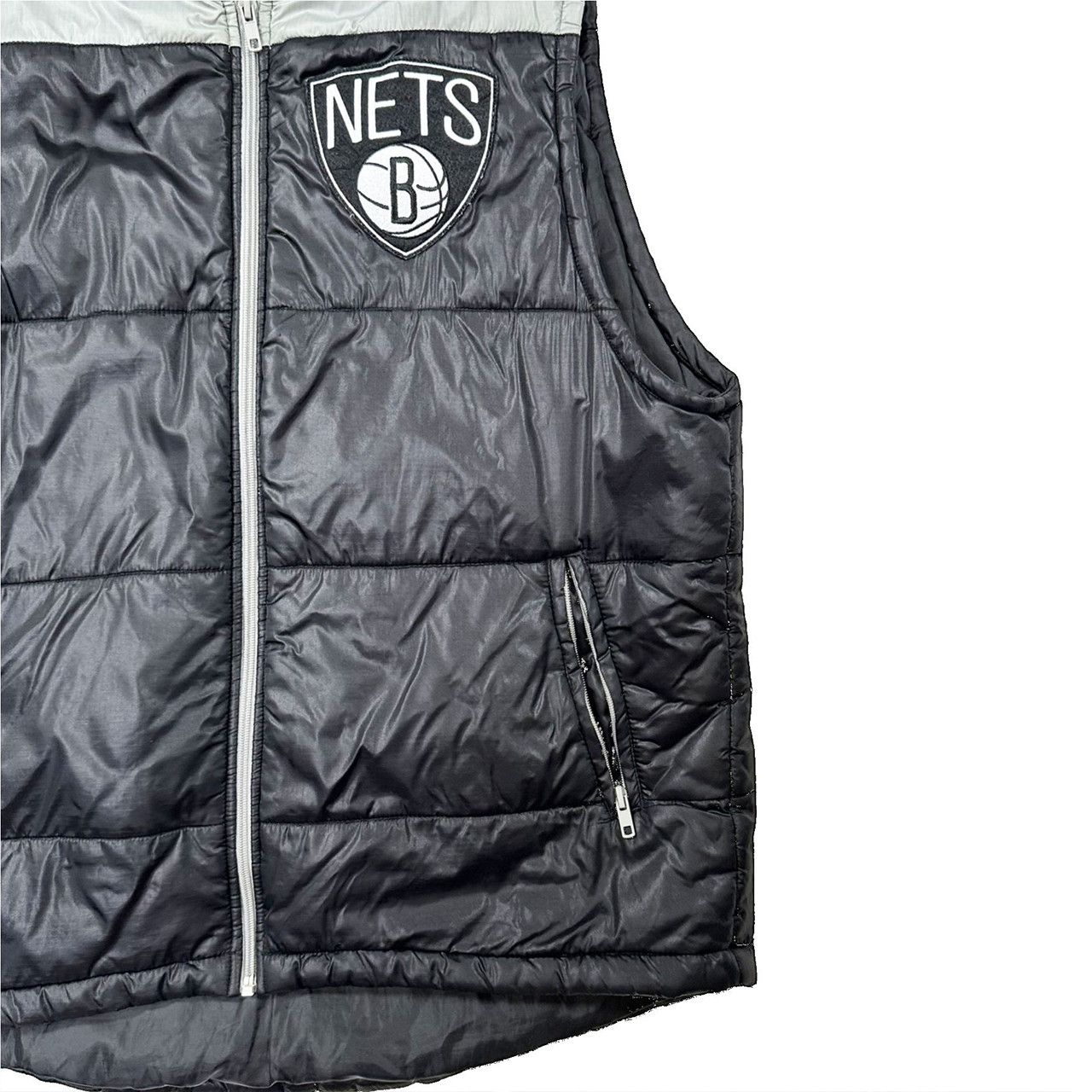 Vintage Vintage Mitchell & Ness Brooklyn Nets Puffer Vest Size US XL / EU 56 / 4 - 3 Thumbnail