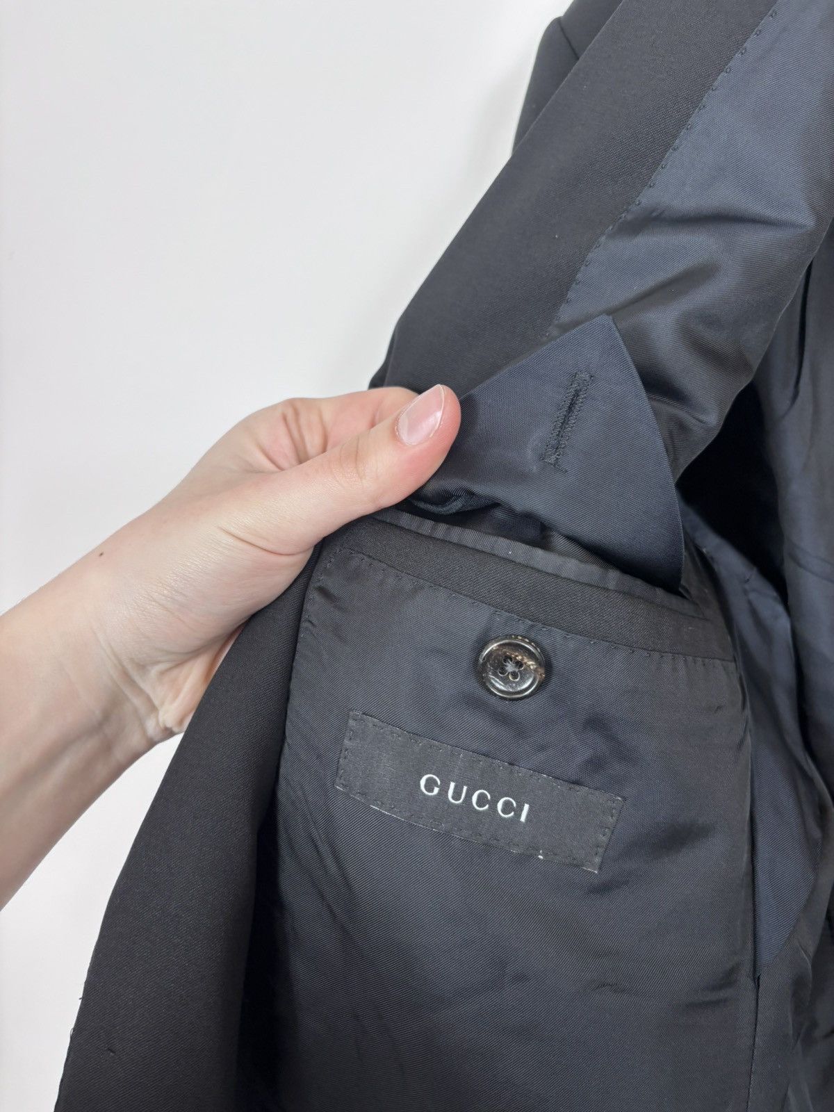 Gucci Gucci Tom Ford Era Men’s 2-Piece Black Wool Suit Size 42L - 13 Thumbnail