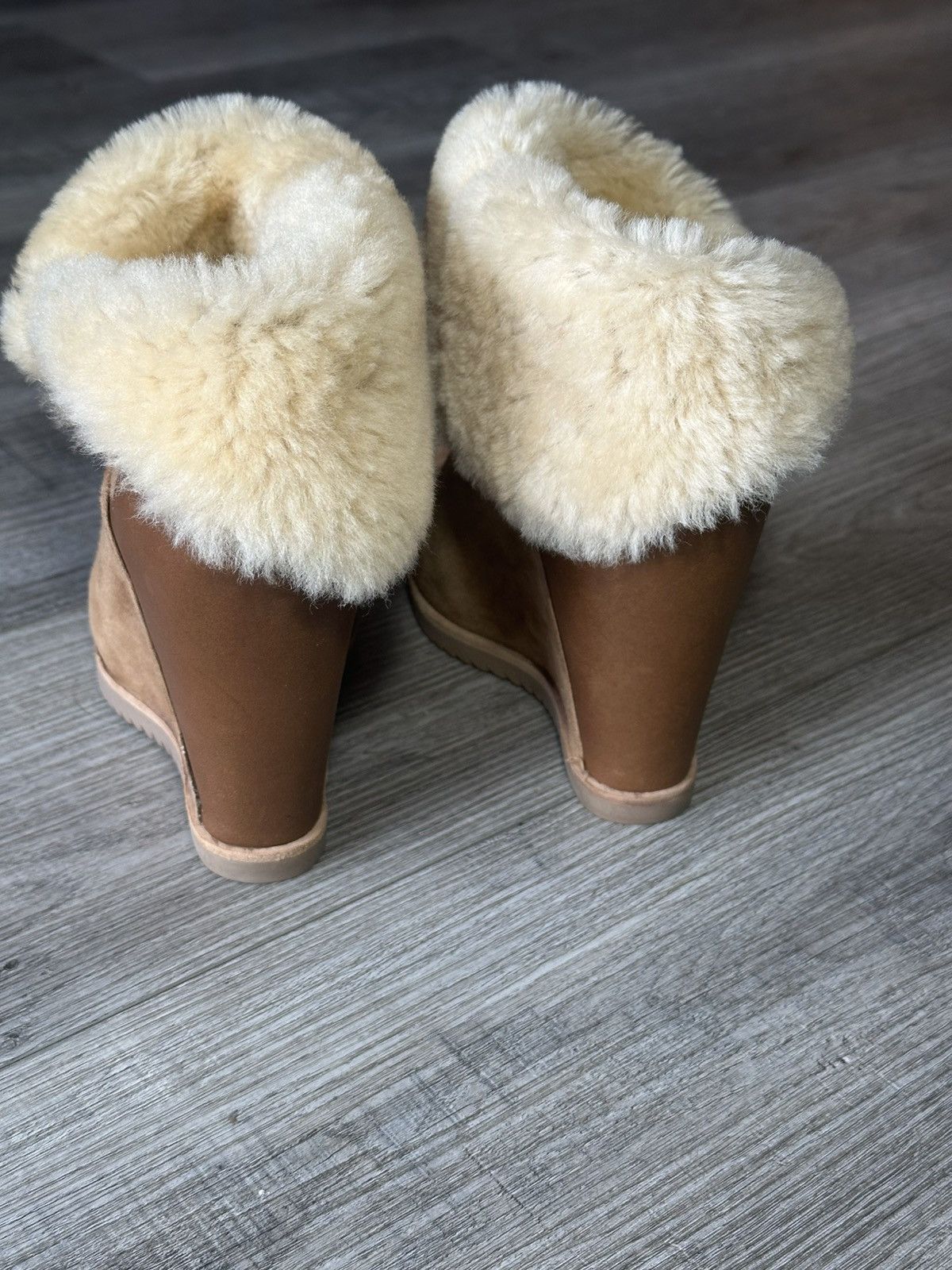 Ugg UGG Classic Mondri Cuff Wedge Boots Size US 6.5 / IT 36.5 - 5 Thumbnail