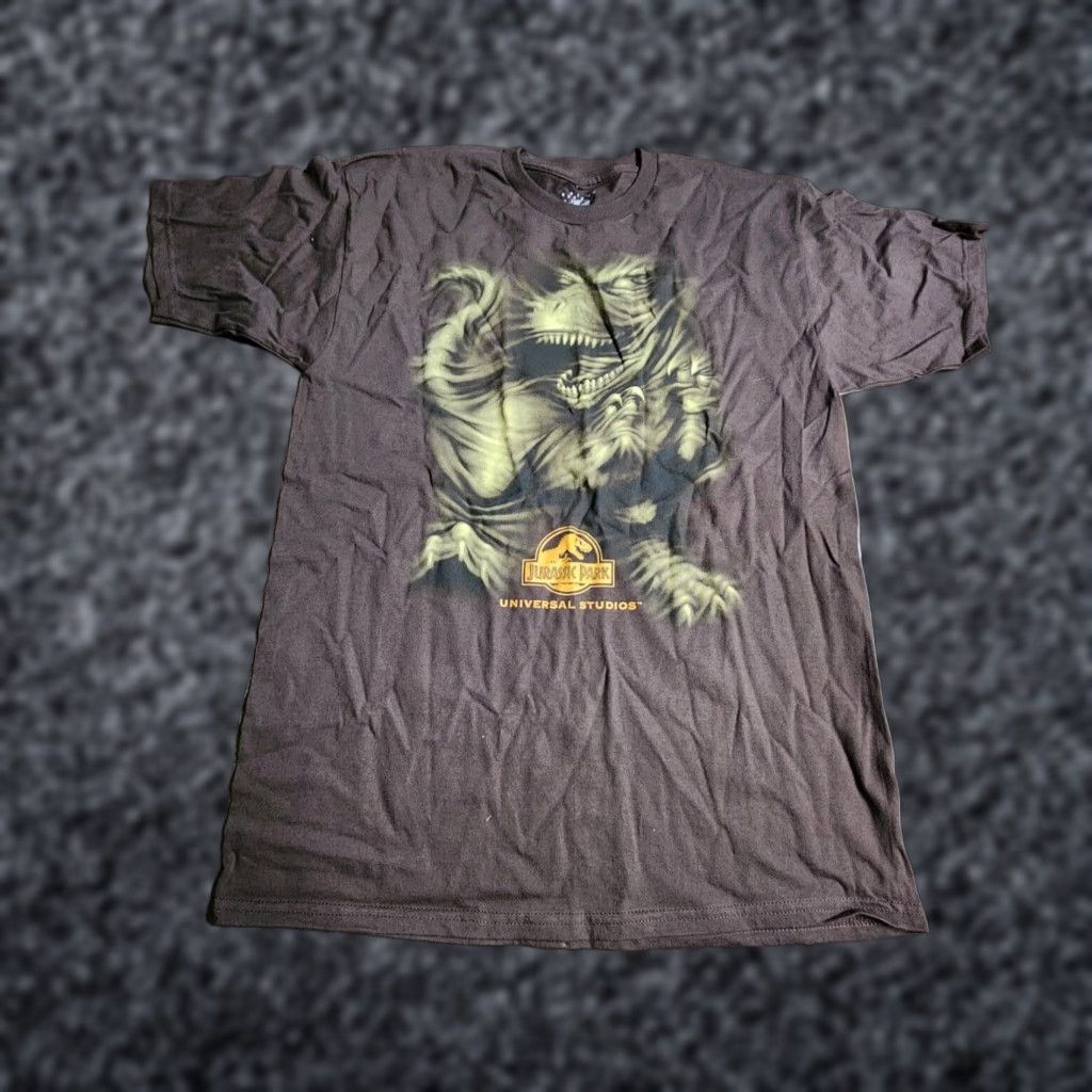 Vintage Universal Studios Hollywood Jurassic Park Graphic Print T Shirt Mens Large Brown Size US L / EU 52-54 / 3 - 1 Thumbnail