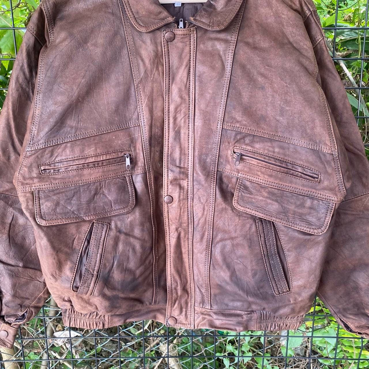 Genuine Leather × Vintage Vintage Genuine Leather Jacket Size US L / EU 52-54 / 3 - 3 Thumbnail