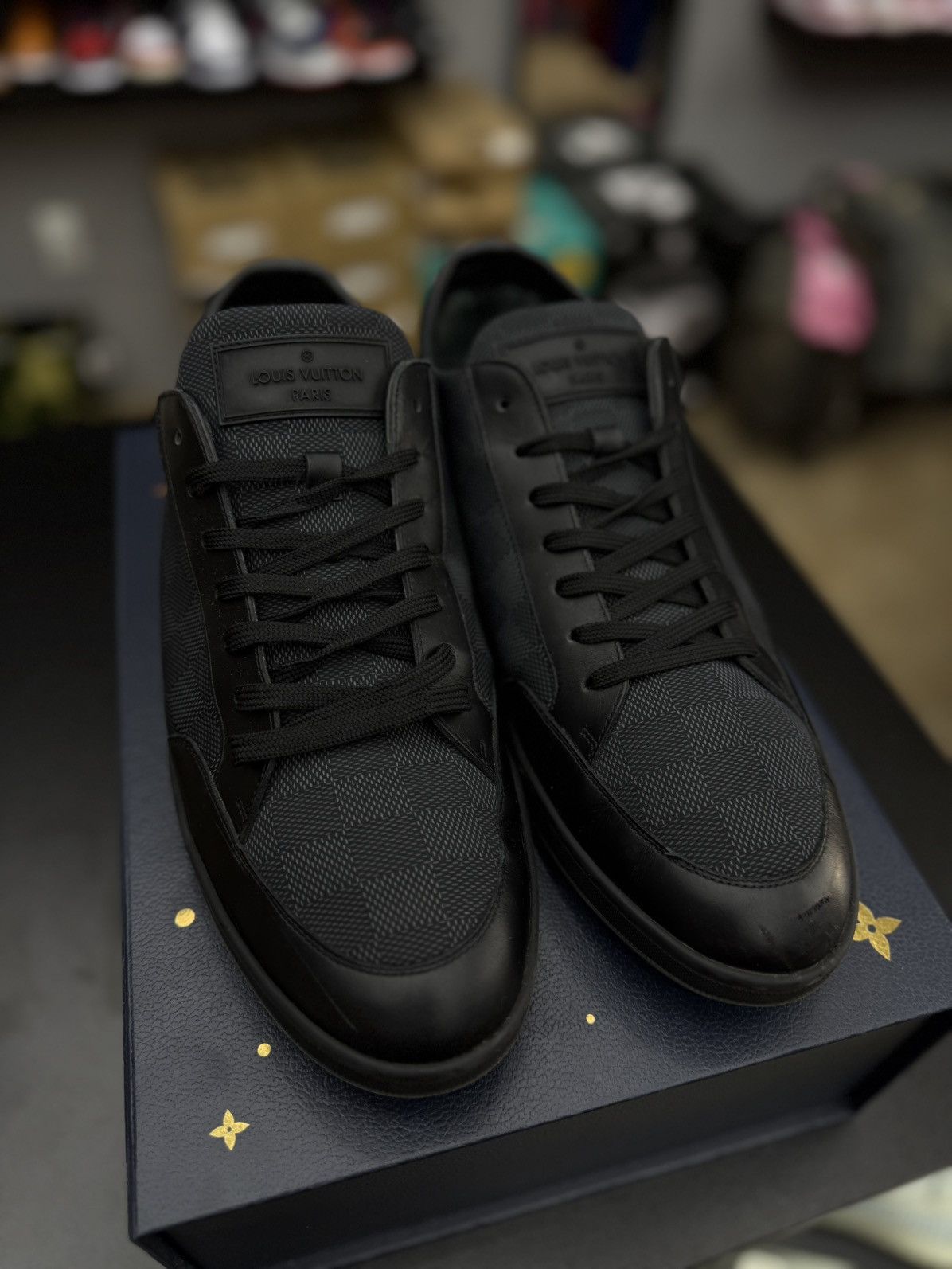Louis Vuitton Louis Vuitton Black Monogram Sneakers Size 10UK/11US Size US 11 / EU 44 - 4 Thumbnail