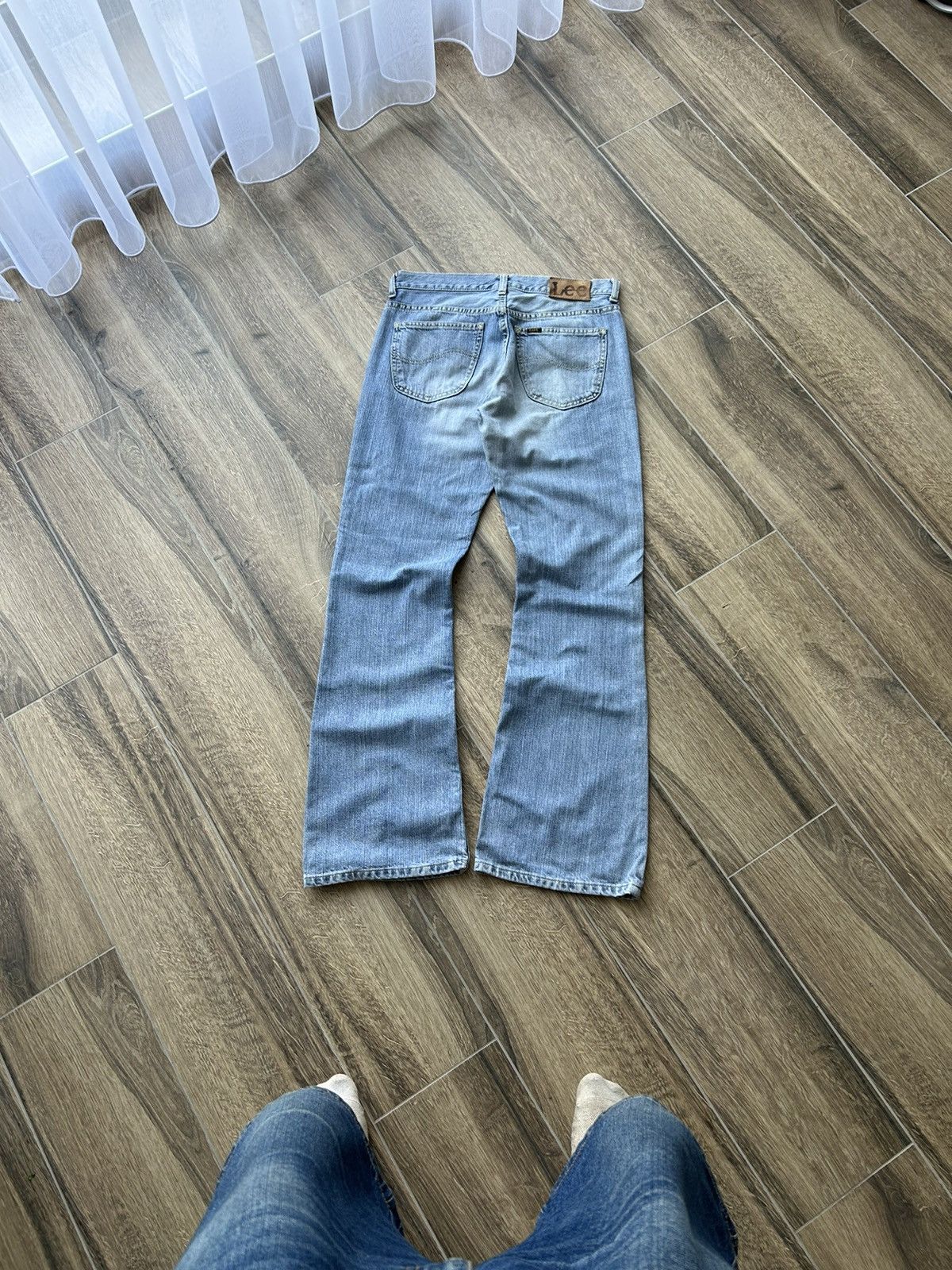 Lee × Vintage ⛔️Last Drop⛔️Vintage Lee Riders Flared jeans 2000s Size US 32 / EU 48 - 2 Thumbnail