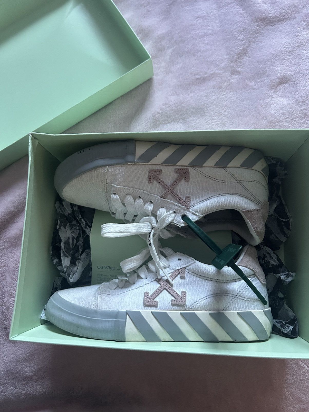Off-White Off white vulc sneakers white light pink Size US 7 / IT 37 - 1 Thumbnail