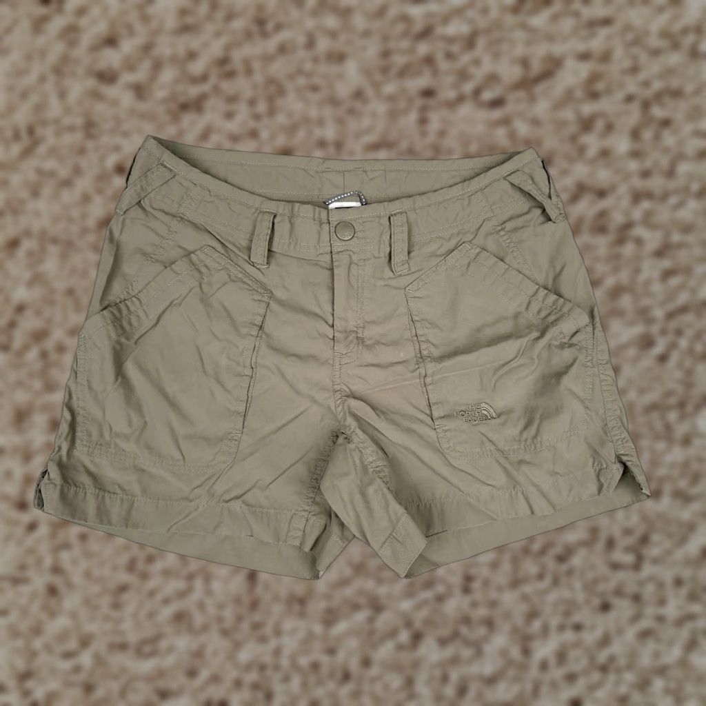 The North Face The North Face Womens Cargo Shorts 10 Green Nylon Hiking Pockets Outdoor Casual Activewear Size 32" / US 10 / IT 46 - 1 Thumbnail