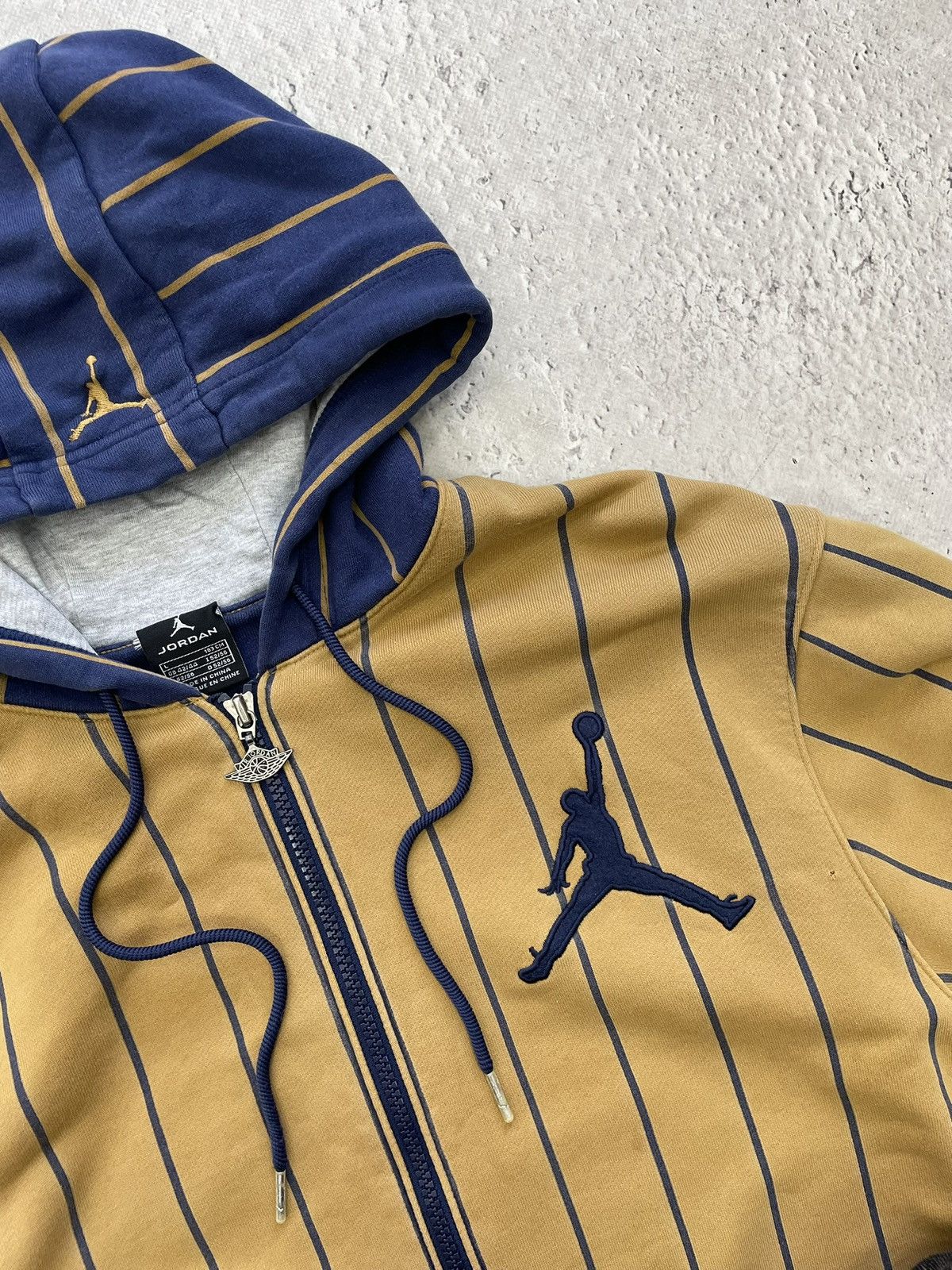 Jordan Brand Nike swoosh varsity retro jordan y2k hoodie Size US L / EU 52-54 / 3 - 3 Thumbnail