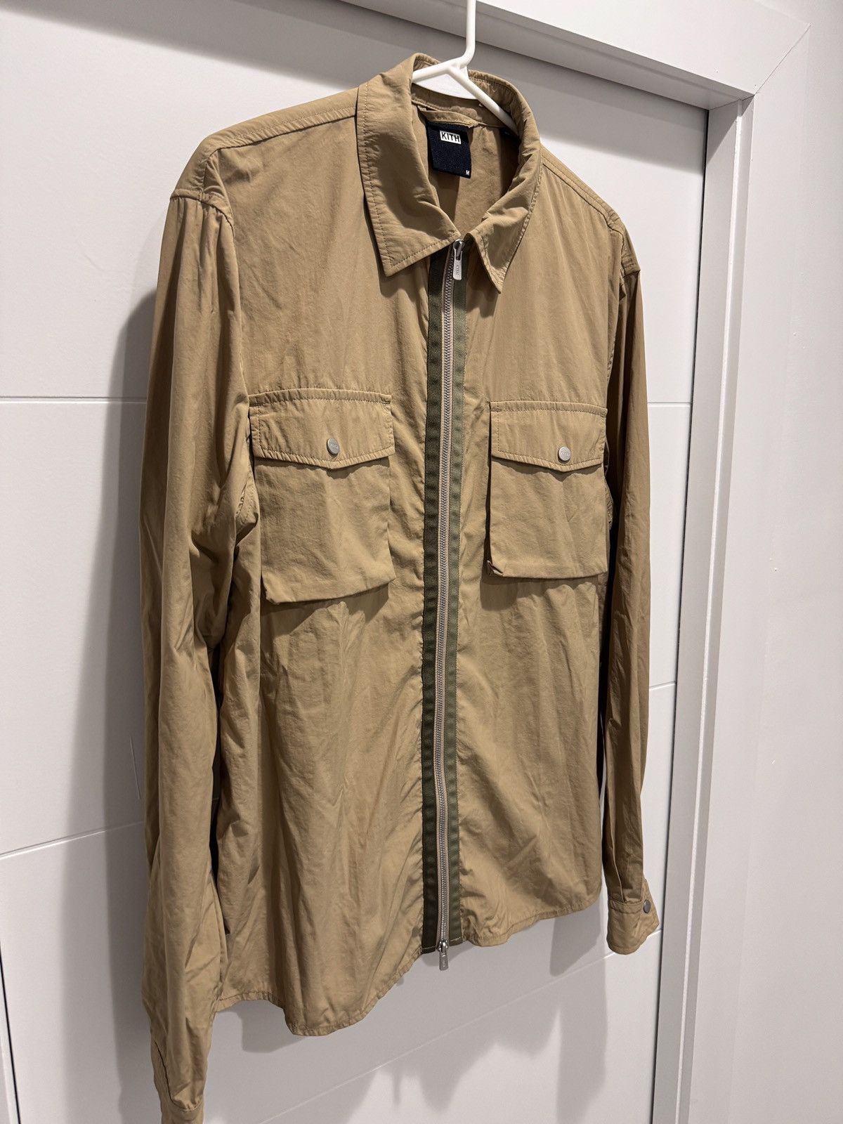 Kith Kith Mens Military Crispy Nylon Work Shirt Travertine Size M Size US M / EU 48-50 / 2 - 2 Thumbnail