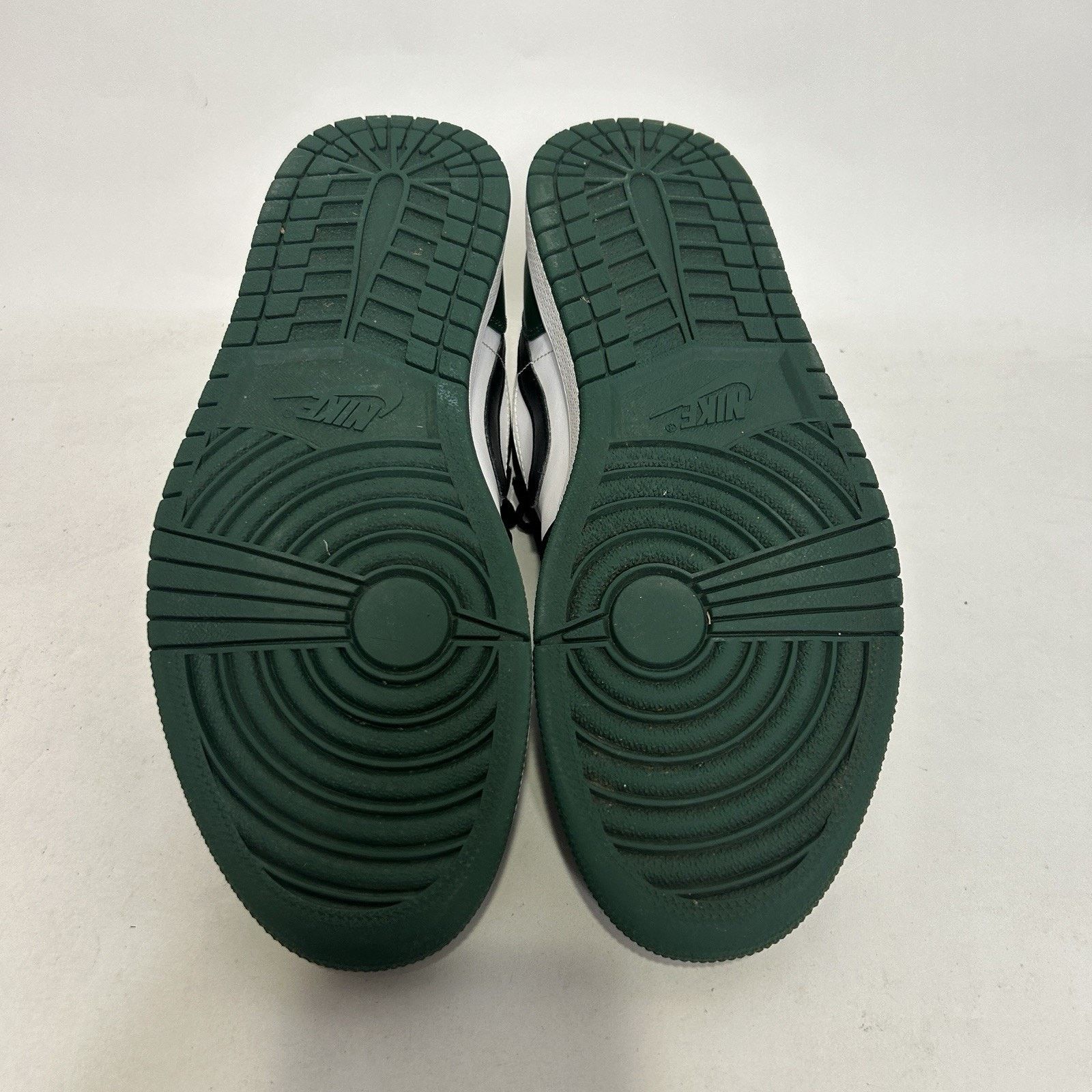 Jordan Brand Nike Air Jordan 1 Low Retro “Green Toe/Noble Green" Size US 10.5 / EU 43-44 - 7 Thumbnail