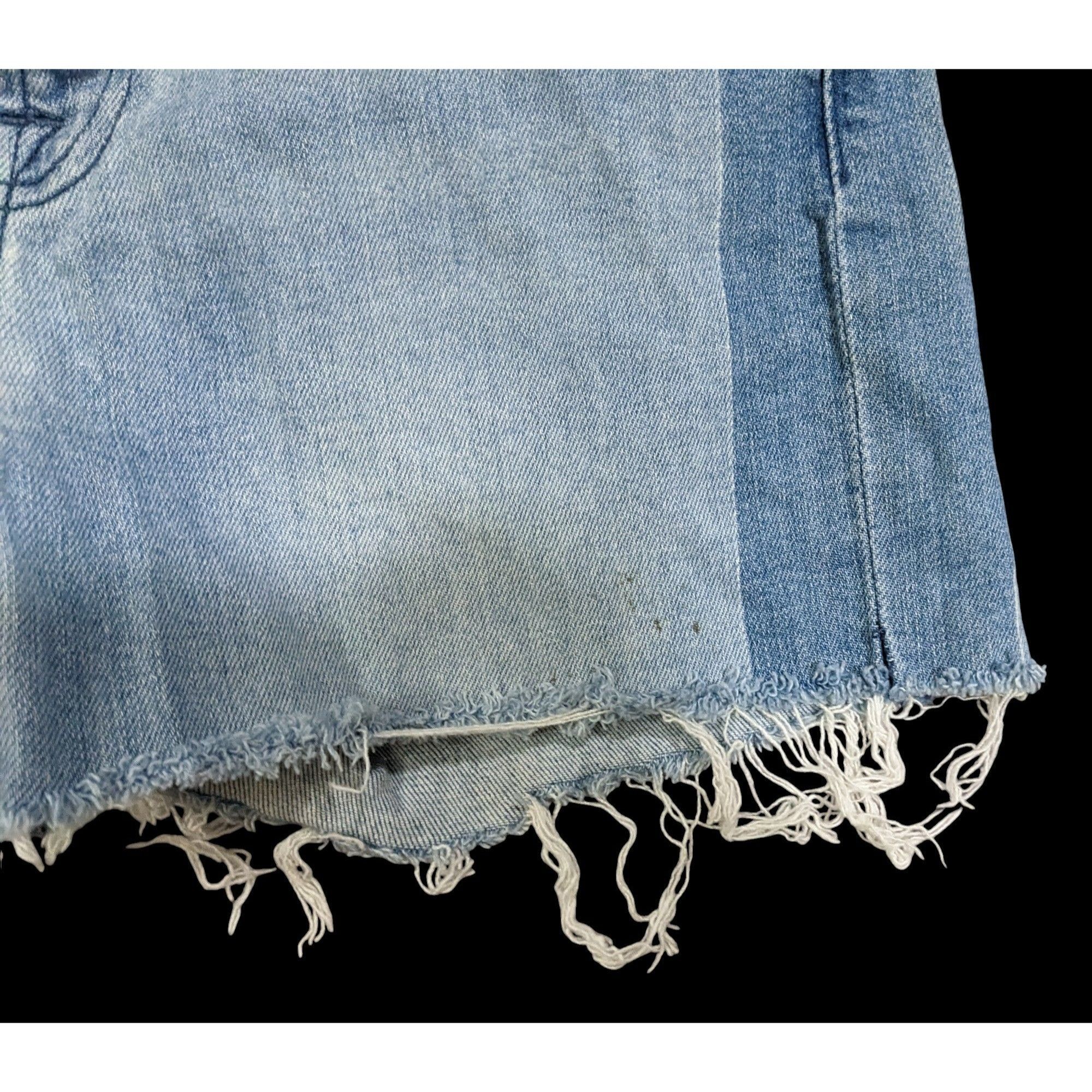 7 For All Mankind Distressed Two-Tone Cut-Off Denim Shorts by 7 For All Mankin Size 30" / US 8 / IT 44 - 3 Thumbnail