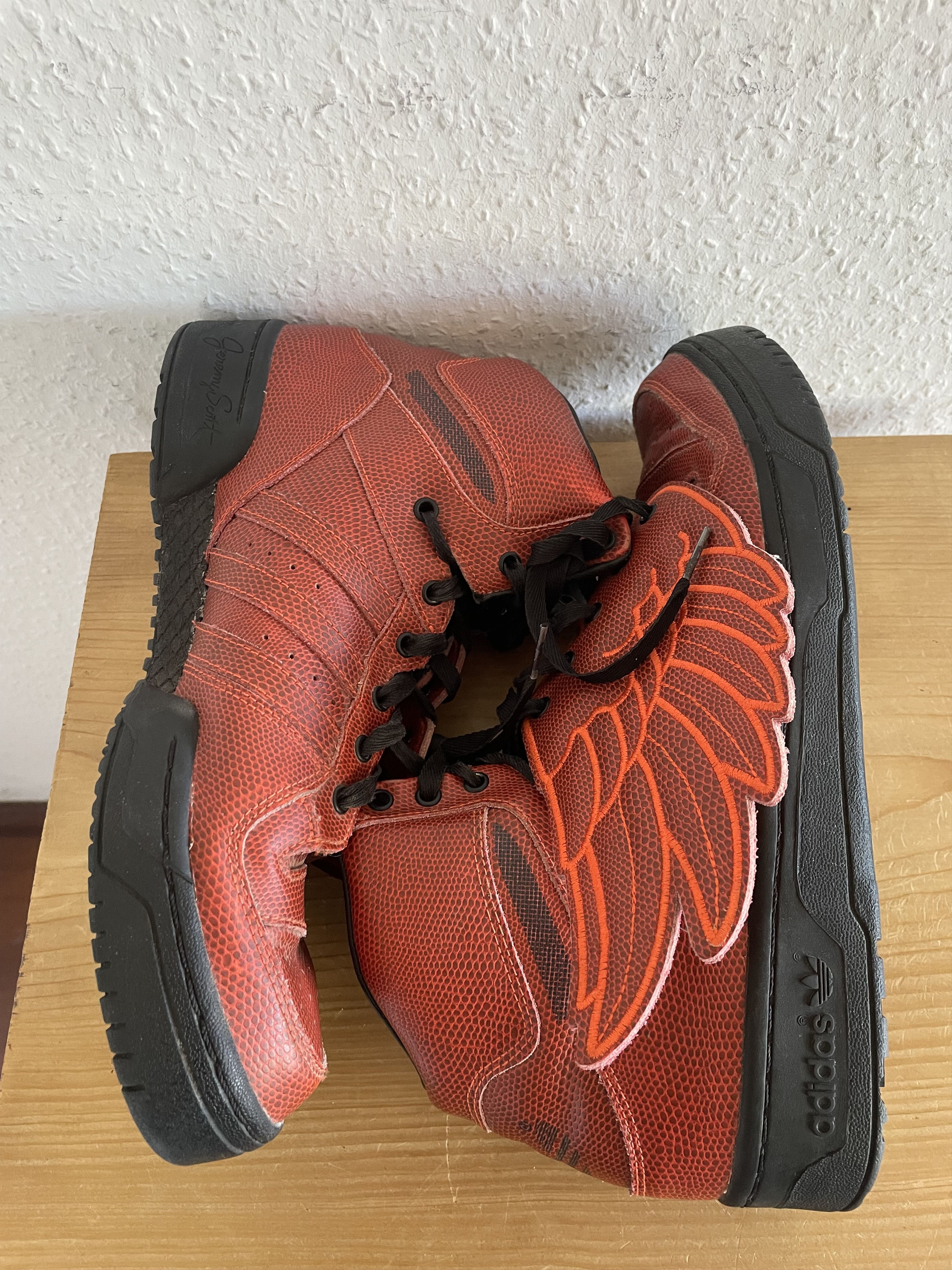 Adidas × Jeremy Scott JS Wings “B-Ball” High Top Sneakers Size US 11.5 / EU 44-45 - 19 Thumbnail