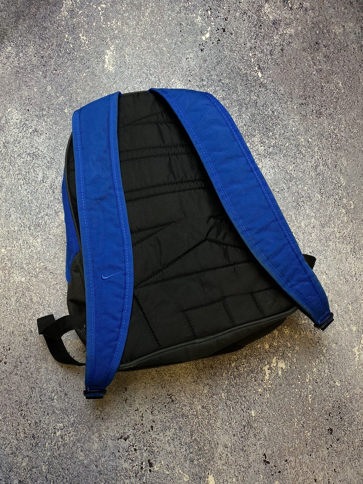 Nike × Vintage 💥VINTAGE NIKE SWOOSH BACKPACK Y2K Size ONE SIZE - 7 Thumbnail