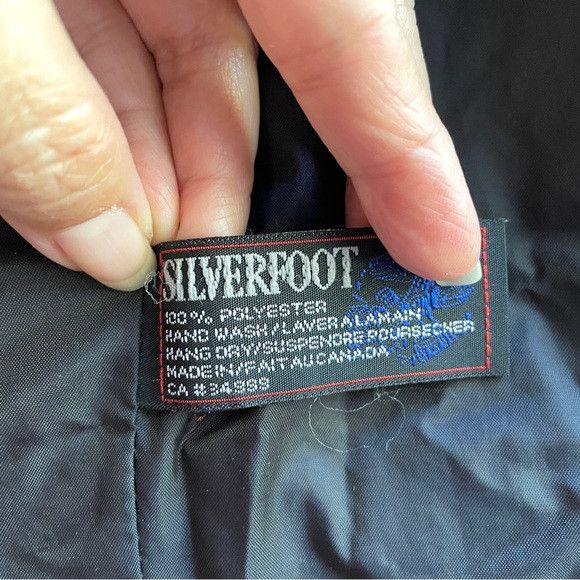 Handmade Silverfoot Black Quilted Vest - handmade in Squamish BC 🇨🇦 Size S / US 4 / IT 40 - 11 Thumbnail