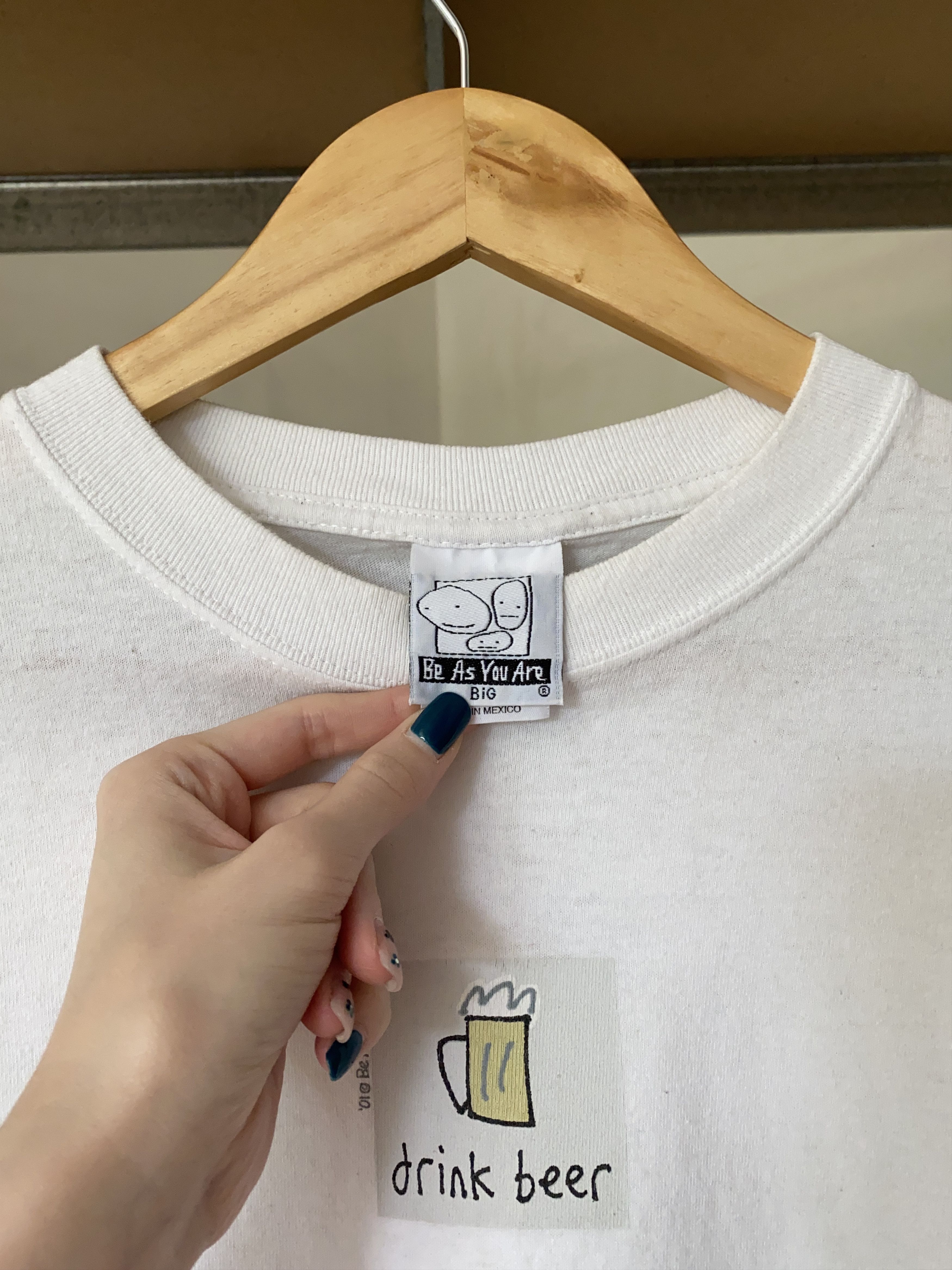 Vintage Be As You Vintage 2001 Drink Beer White Tee Size US L / EU 52-54 / 3 - 6 Thumbnail