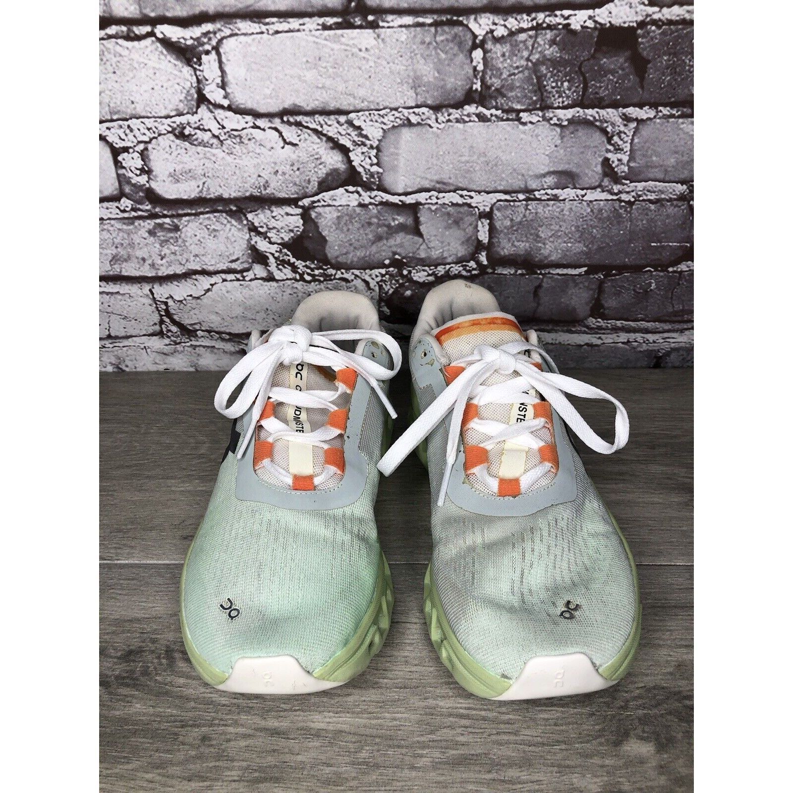 On On Cloud Wide Lime Green Gray White LaceUp Gym Running Shoes Size US 8 / IT 38 - 3 Thumbnail