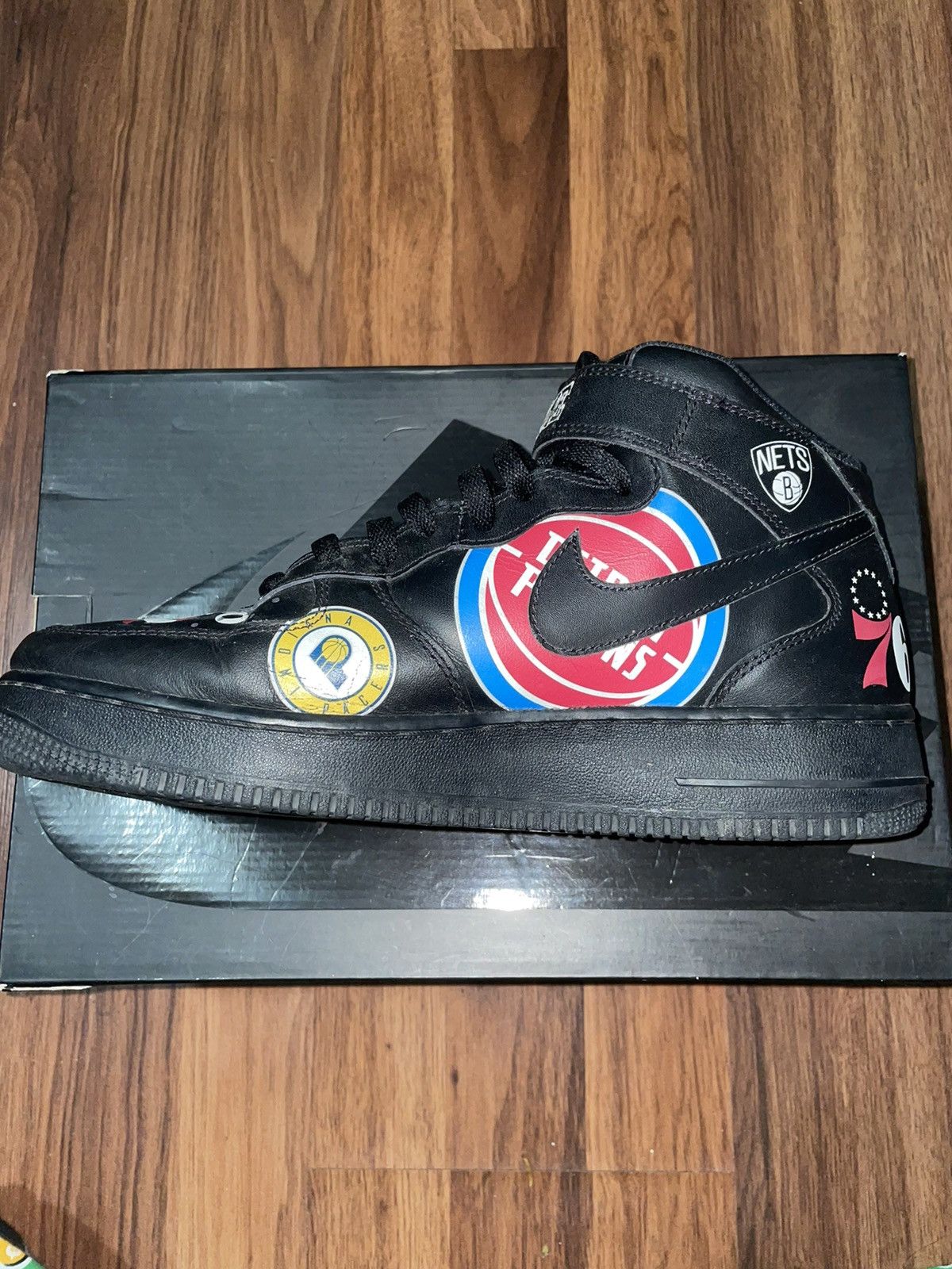 NBA × Supreme Supreme x NBA Air Force Size US 9 / EU 42 - 3 Thumbnail