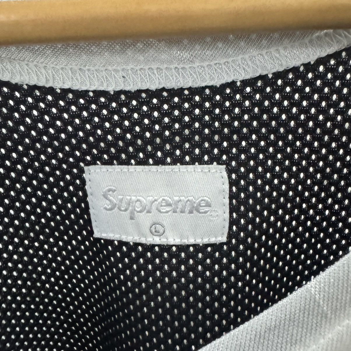 Supreme Supreme Tank Top Size US L / EU 52-54 / 3 - 4 Thumbnail
