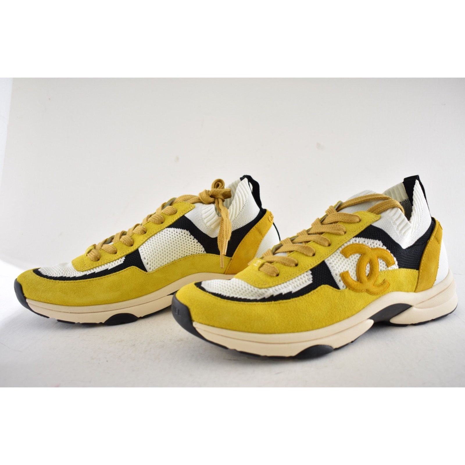Chanel Mens Suede Knit CC Logo Low Trainer Sneaker Size US 11 / EU 44 - 10 Thumbnail