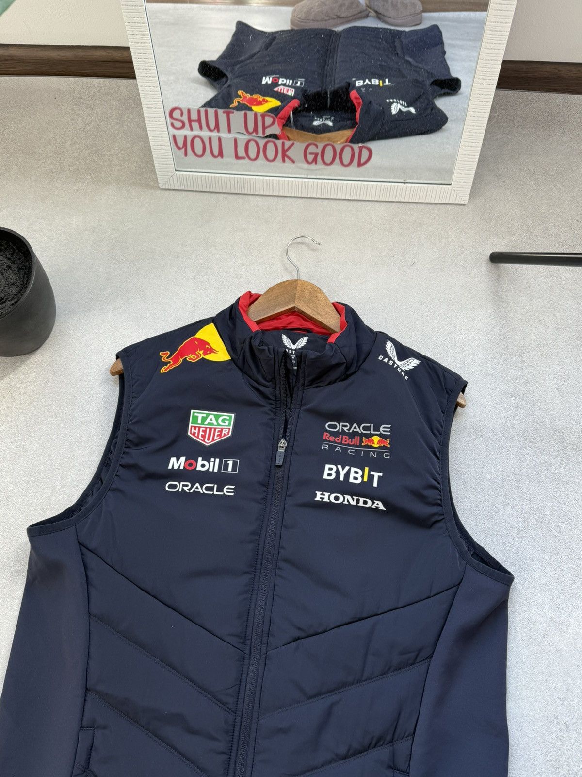 Honda RED BULL RACING CASTORE FORMULA 1 VEST SLEEVELESS HONDA Size US M / EU 48-50 / 2 - 4 Thumbnail