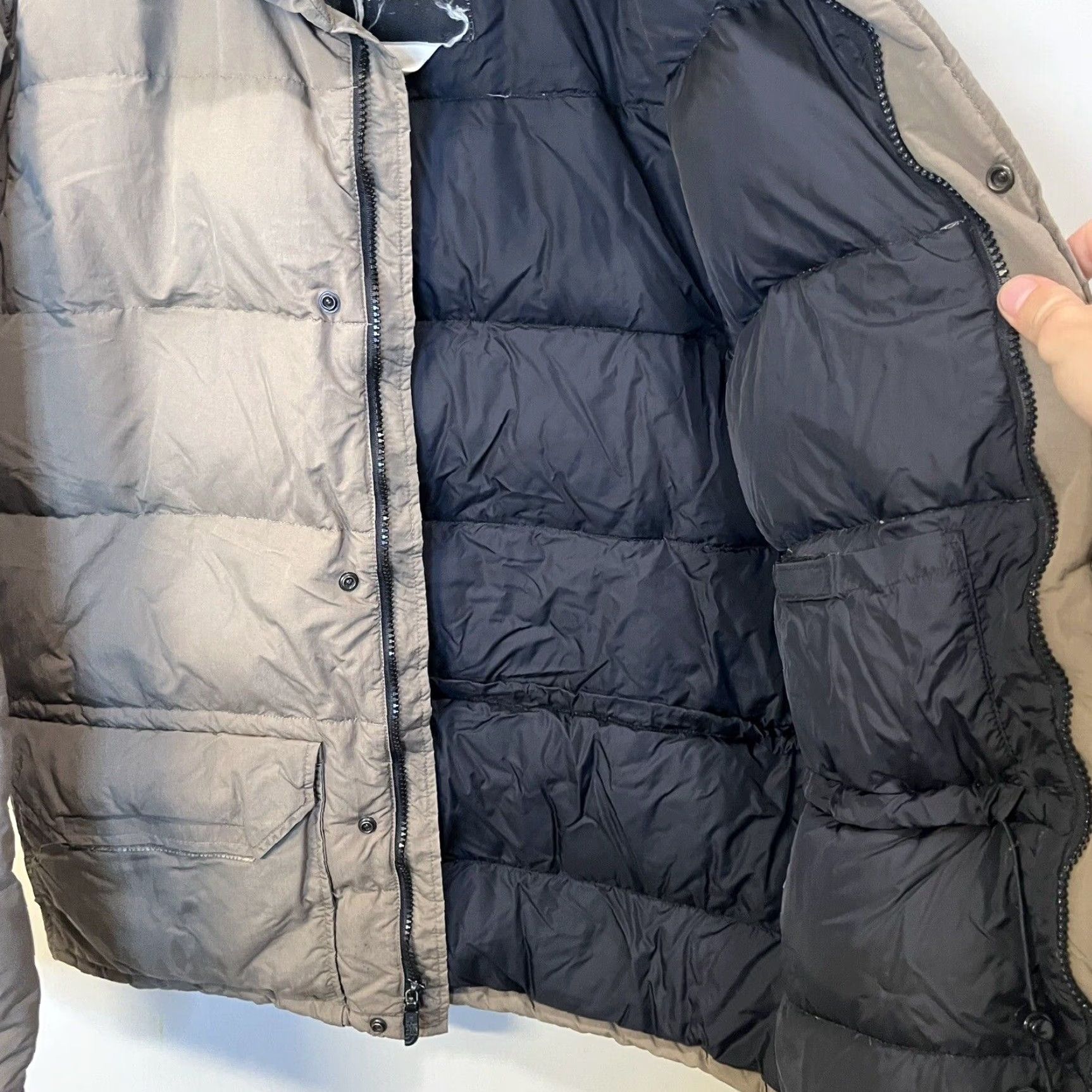 The North Face Vintage North Face Goose Down Grey Puffer Jacket Size Medium Size US M / EU 48-50 / 2 - 5 Thumbnail
