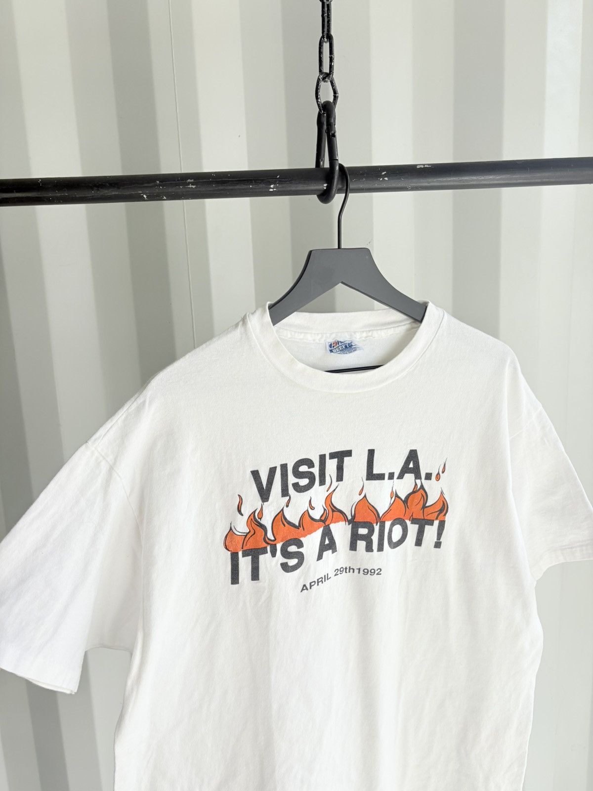 Vintage Thrashed LA Riot Faded Distressed ERD Grunge Band WCC HARLEY Size US XL / EU 56 / 4 - 2 Thumbnail