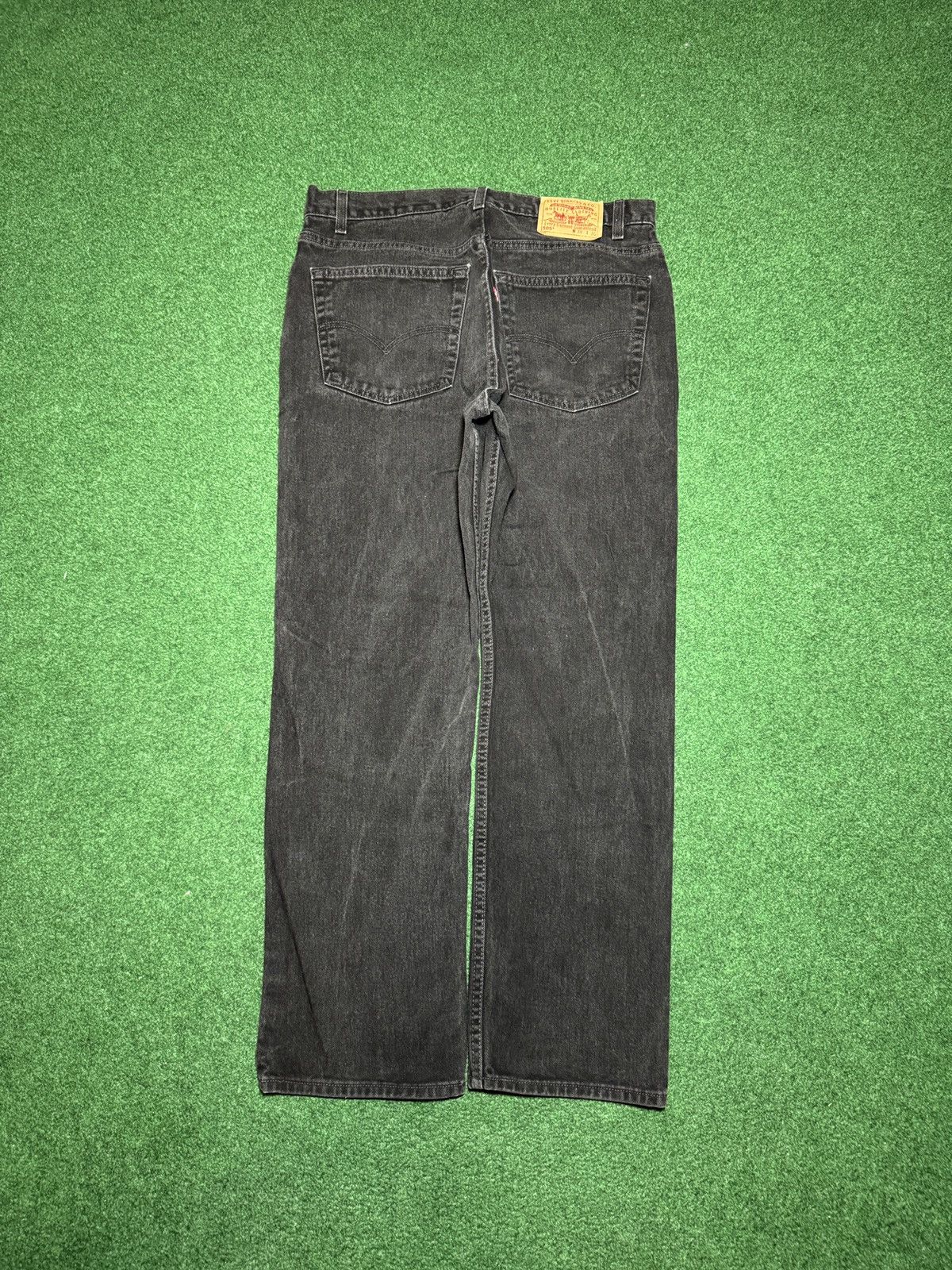 Levi's Vintage Clothing Vintage Levi’s 505 Straight Leg 37x30 Black Denim Jeans Size US 37 - 1 Thumbnail