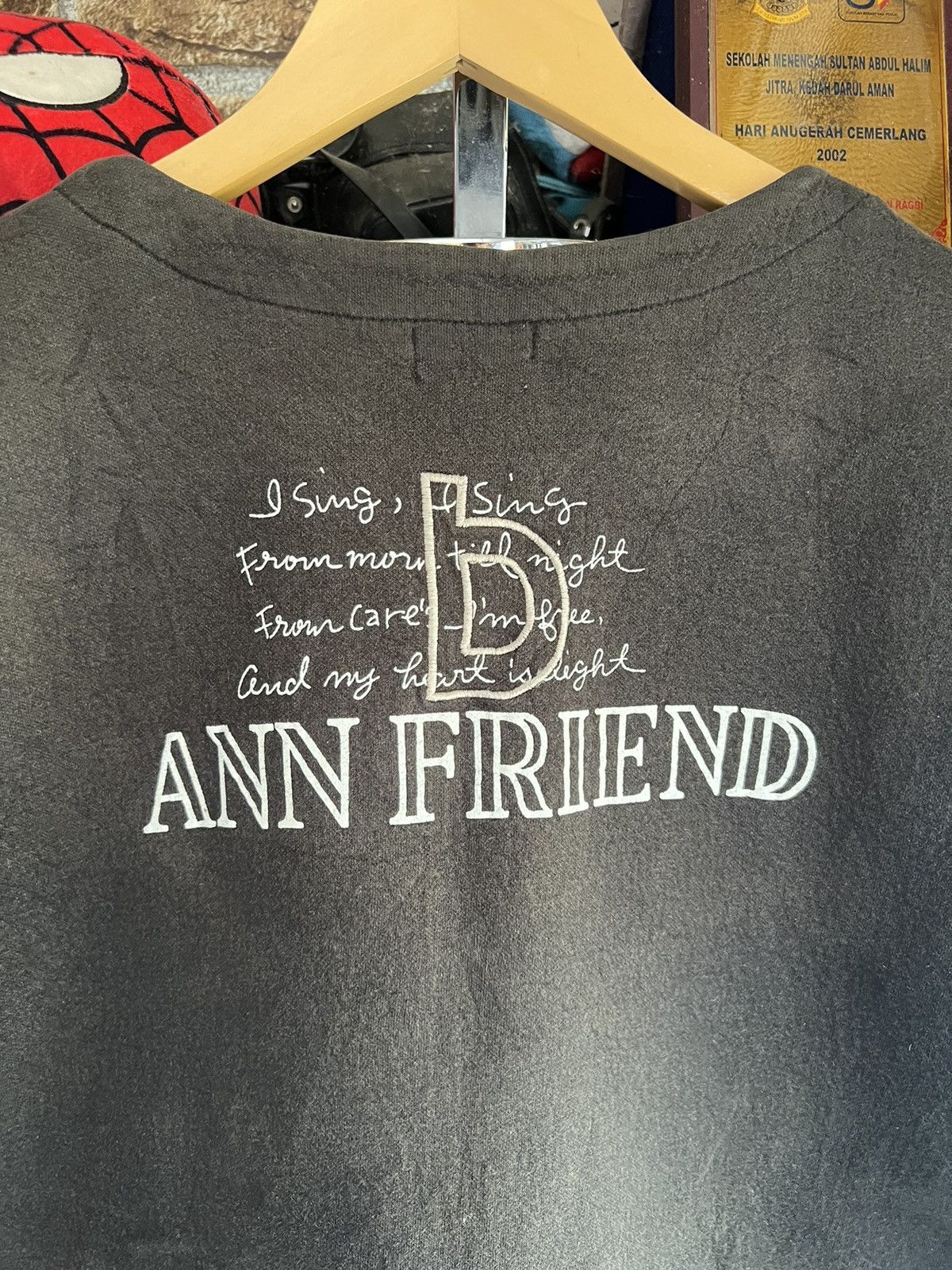 Anime 🔥Sun Faded Ann Friend Dandelion Character Tee Size US M / EU 48-50 / 2 - 11 Thumbnail