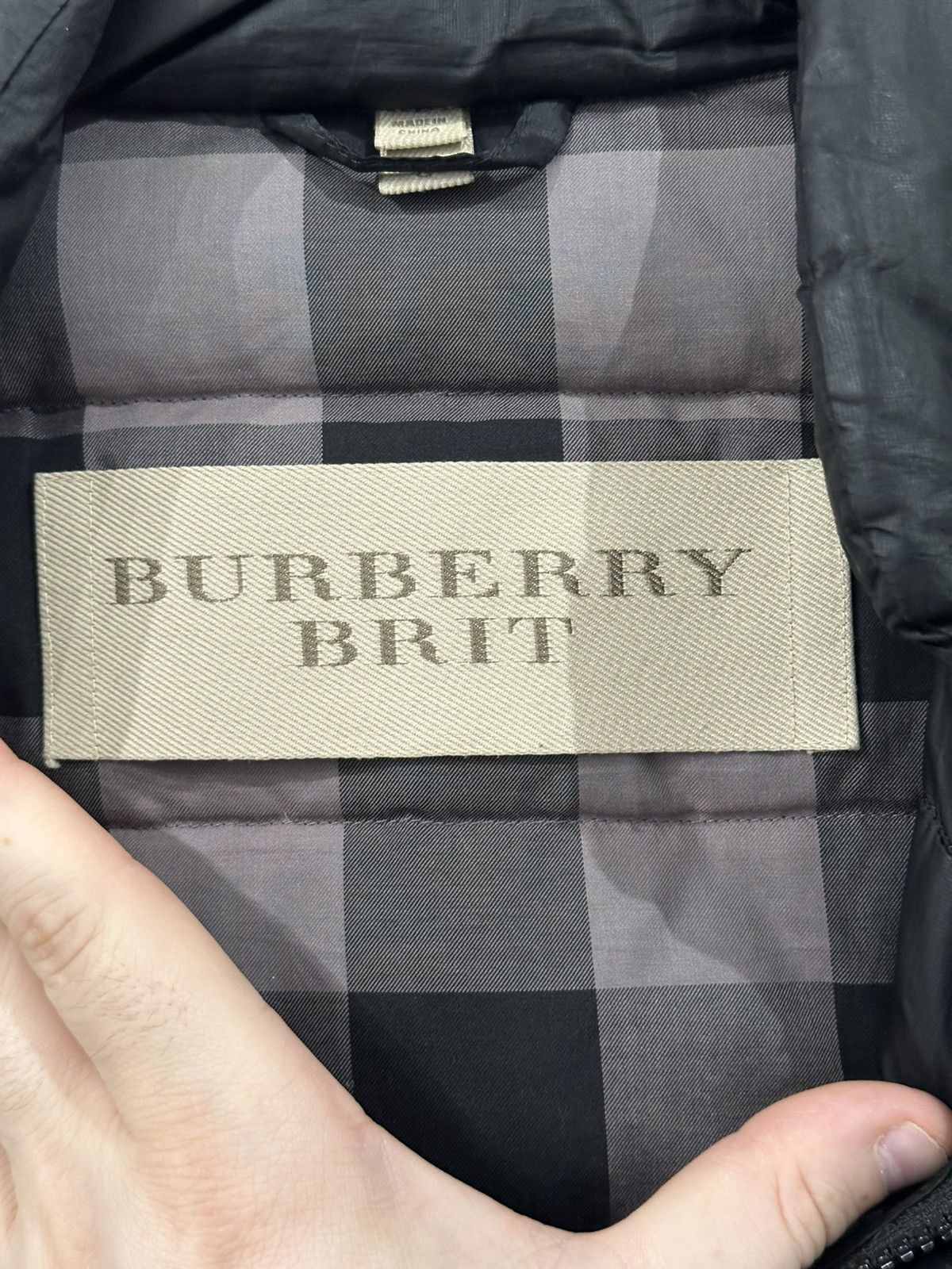 Burberry Burberry Brit Quilted Puffer Vest Black Nova Check Lined SzL Size US L / EU 52-54 / 3 - 3 Thumbnail