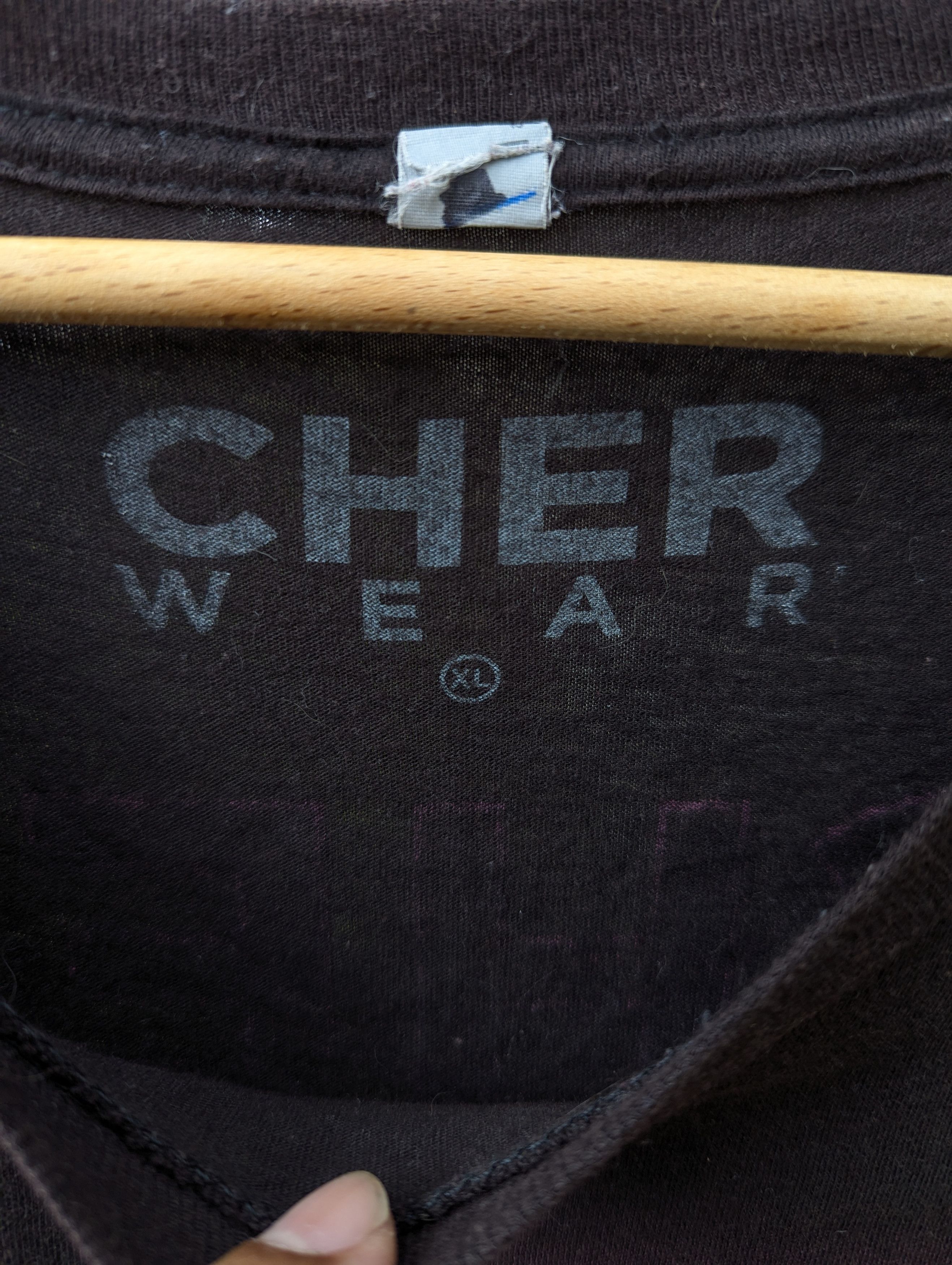 Band Tees Cher American Singer Tshirt Size US XL / EU 56 / 4 - 3 Thumbnail