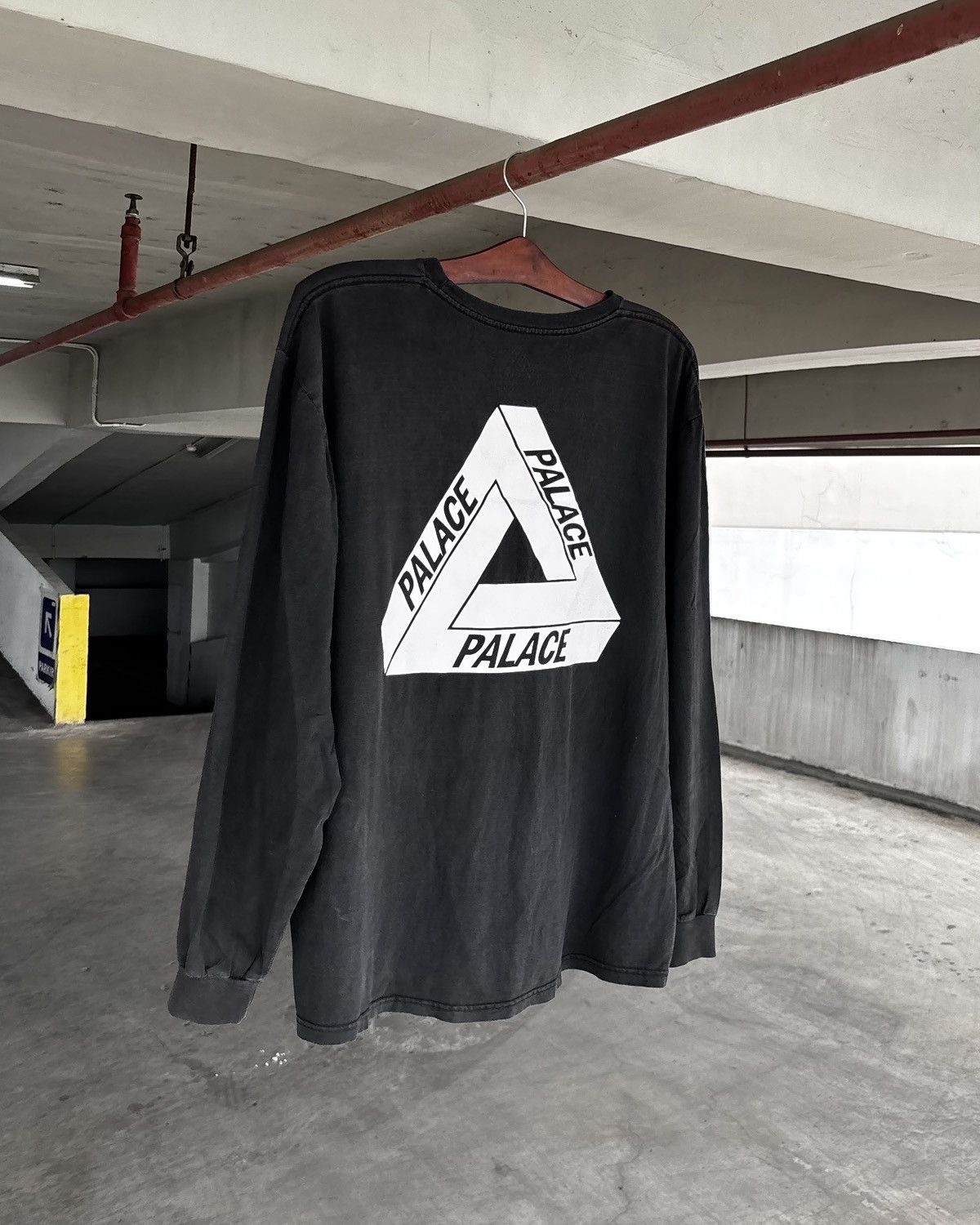 Palace Palace Garment Dyed Longsleeve Size US XL / EU 56 / 4 - 1 Thumbnail