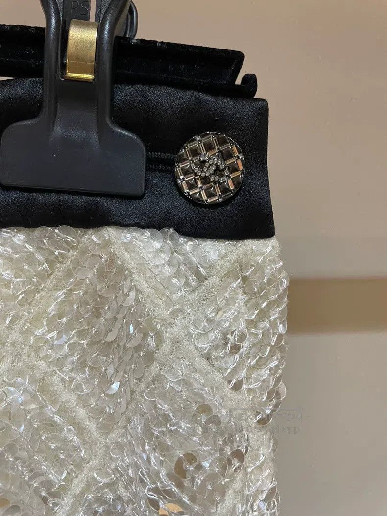 Chanel Chanel 23a handicraft workshop sequin satin stitching trou Size 25" / US 0 / IT 36 - 3 Thumbnail