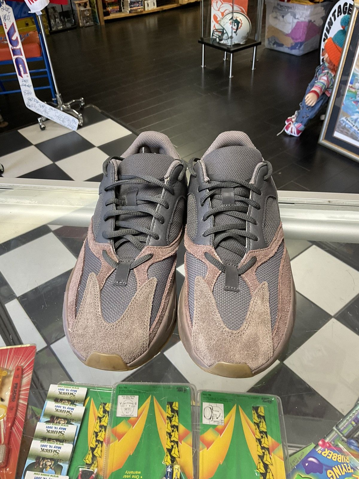 Yeezy 700 mauve grailed sales