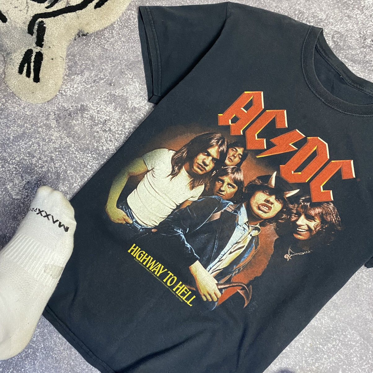Band Tees × Vintage Vintage AC/DC 2010 Highway to hell big logo band tee Size US L / EU 52-54 / 3 - 3 Thumbnail