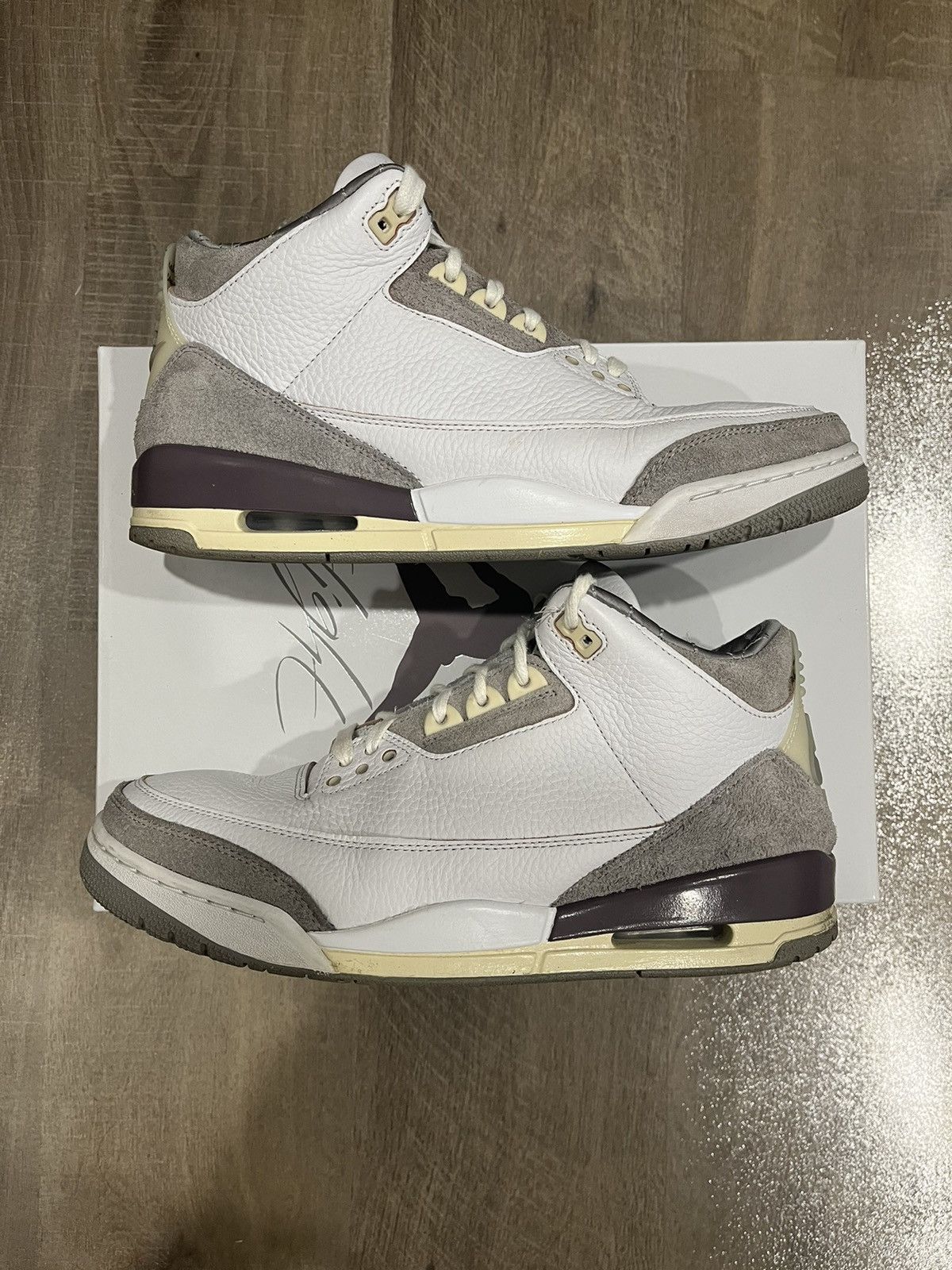 A Ma Maniere × Jordan Brand Jordan 3 A Ma Maniere “Raised by Women” Size US 11 / EU 44 - 1 Thumbnail