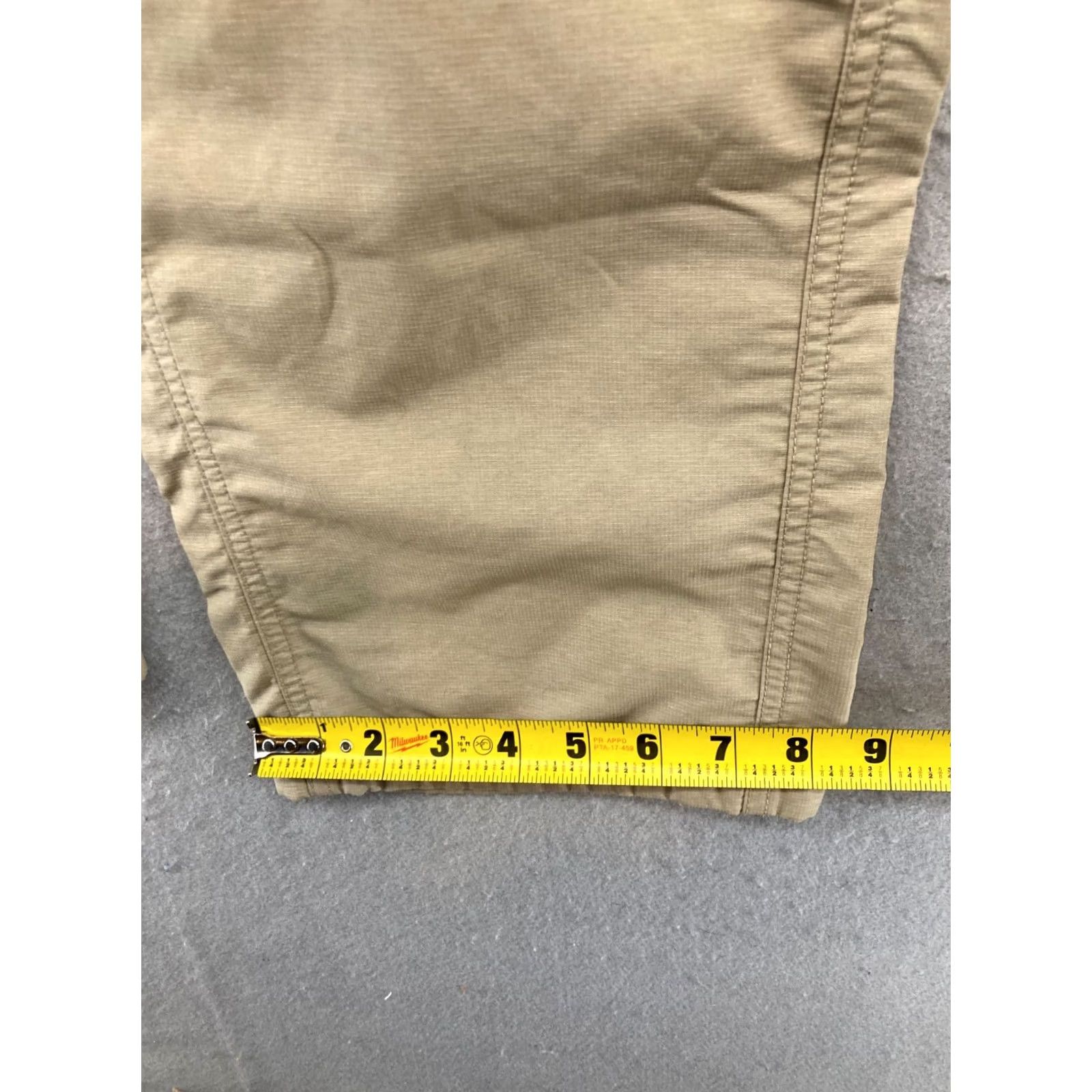 The North Face The North Face Womens Pants 6 Khaki Relaxed Capri Rip Stop Size 28" / US 6 / IT 42 - 6 Thumbnail