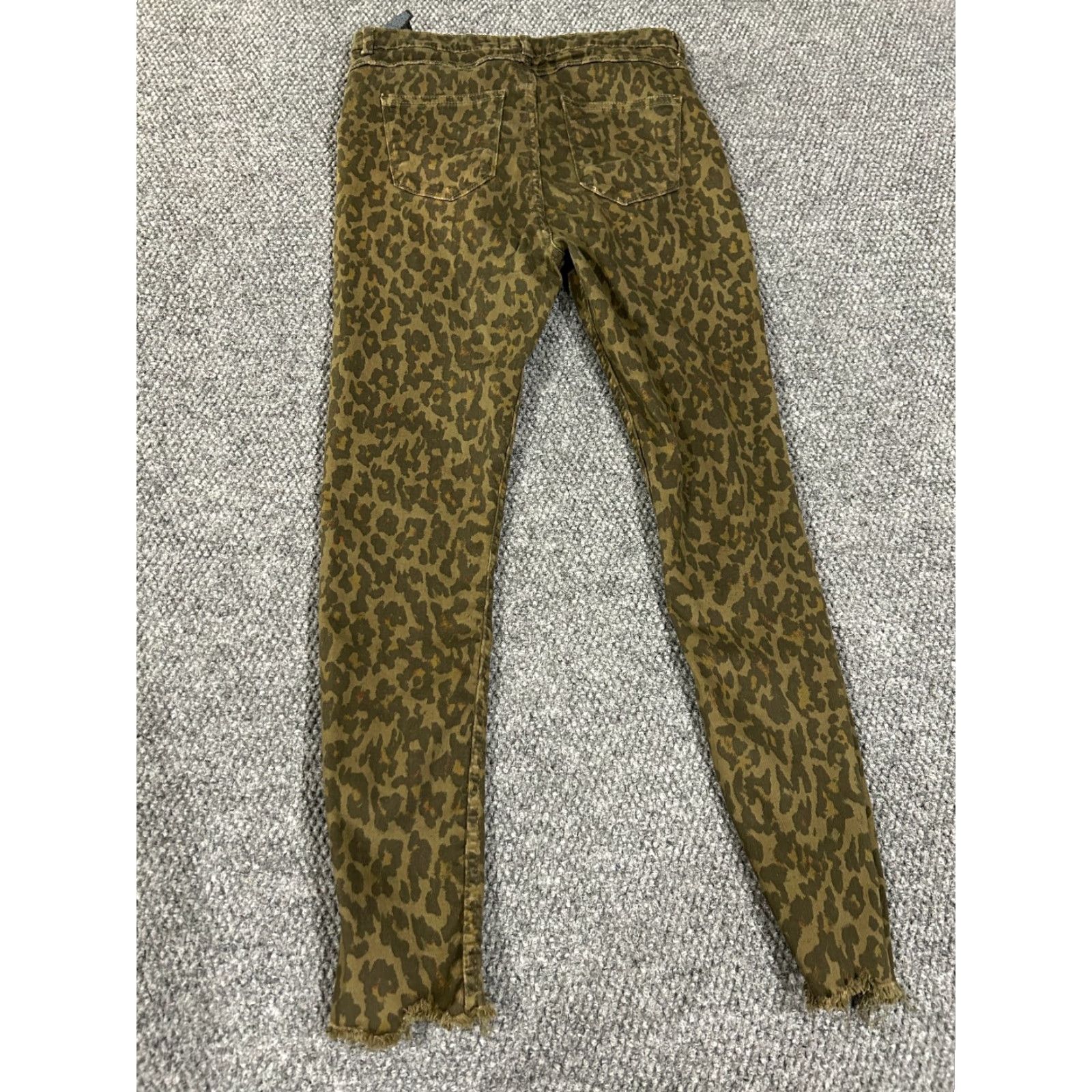 Zara Zara Jeans Womens 10 Skinny Denim Stretch Blue Distressed 5-Pocket Zipper Mid Rise Inseam 27 Brown Olive Green Leopard Pattern designer Modern 10 Size 32" / US 10 / IT 46 - 6 Thumbnail