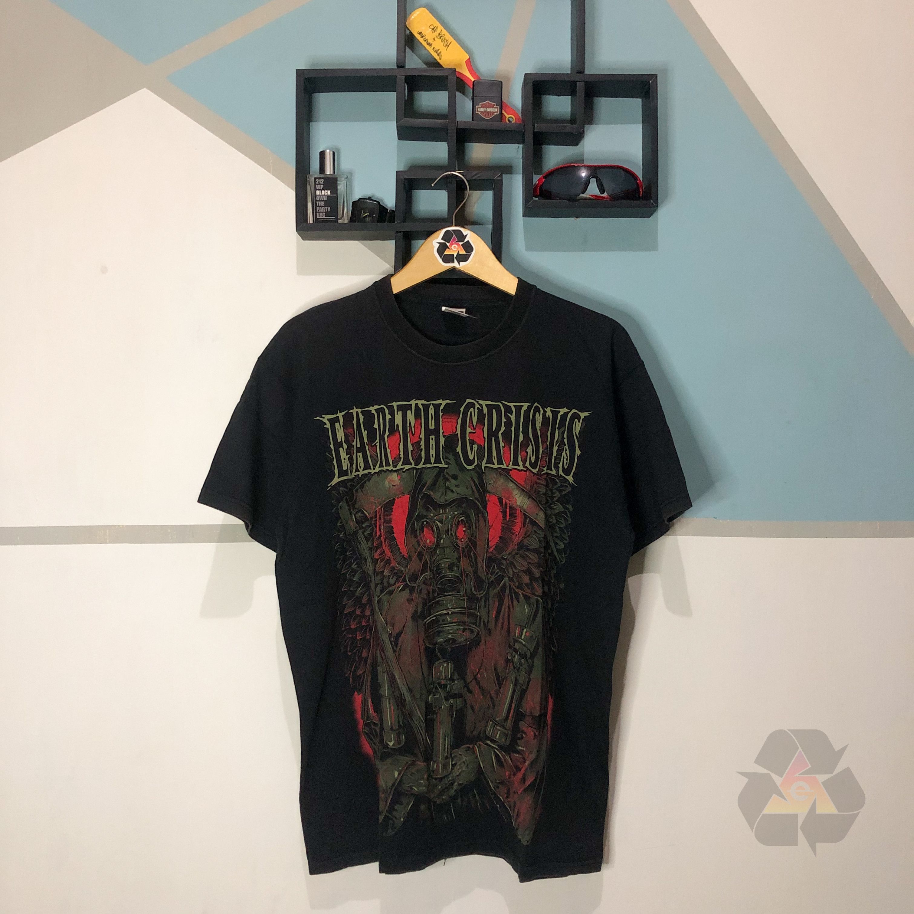 Band Tees Vintage Earth Crisis Total War T-Shirt Size US L / EU 52-54 / 3 - 2 Thumbnail