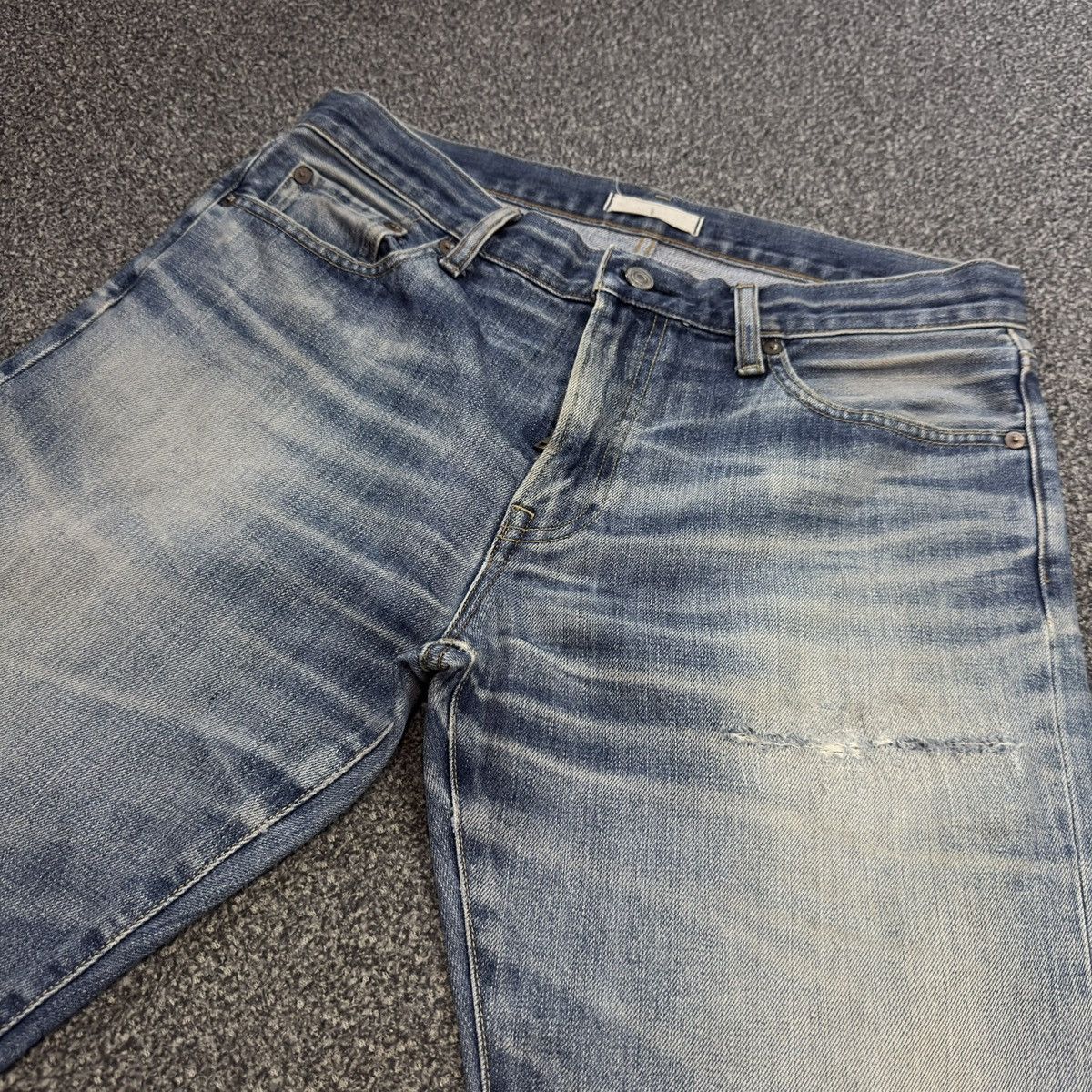 Undercover × Uniqlo Archives 🇯🇵 Vintage y2k Uniqlo UJ Faded Whisker Washed Denim Size US 34 / EU 50 - 3 Thumbnail