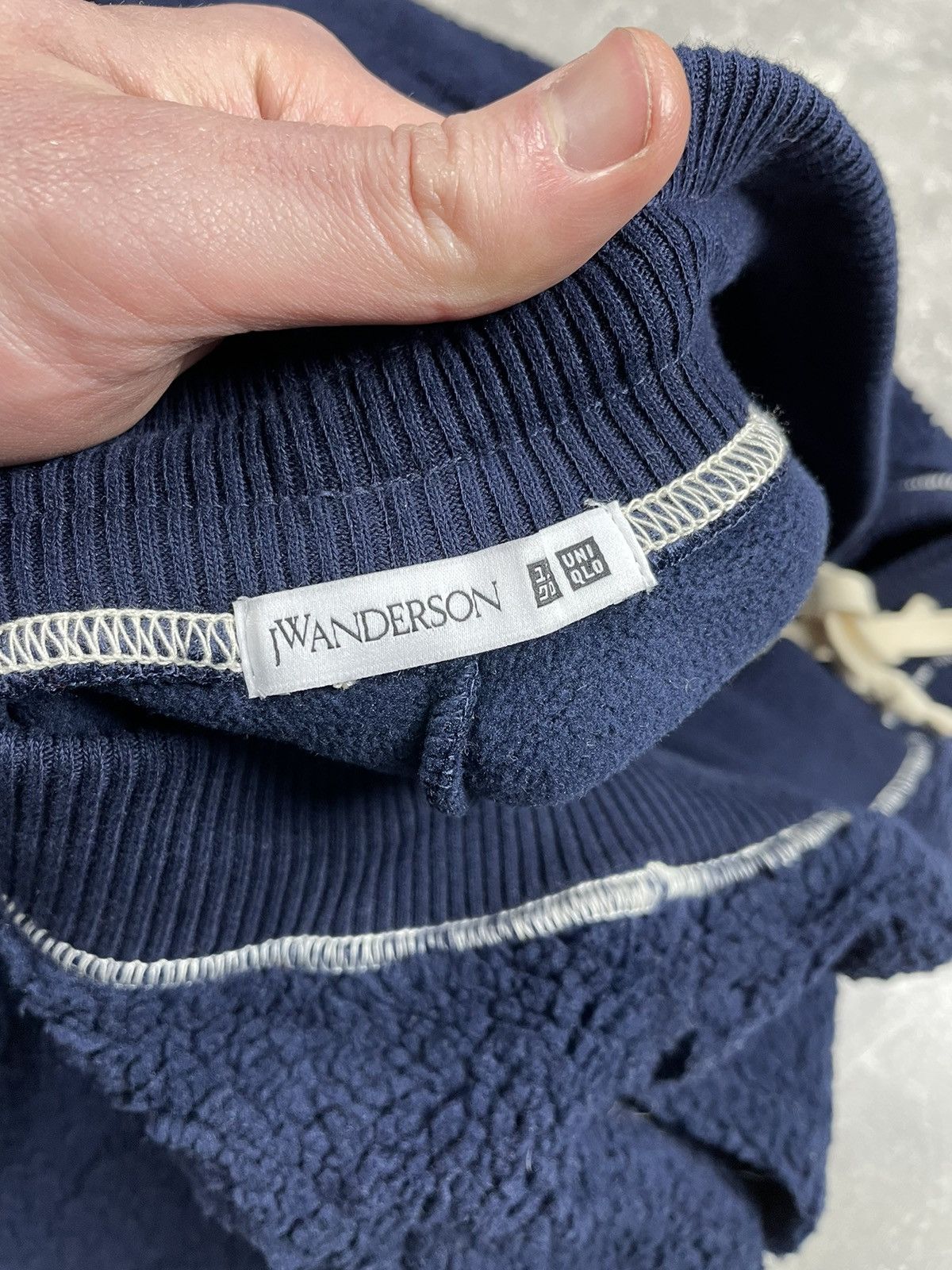 JW Anderson × Japanese Brand × Uniqlo J.W. Anderson Uniqlo Navy Blue Teddy Style Fleece Pants Size US 32 / EU 48 - 13 Thumbnail