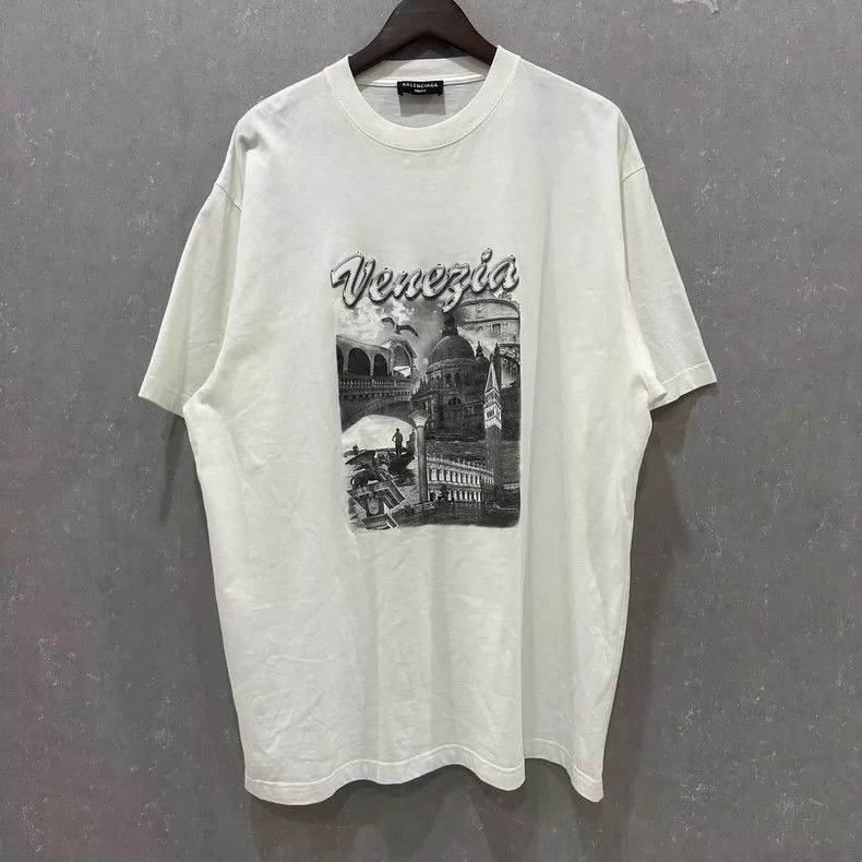 Balenciaga Balenciaga Venezia Venice Printed Short Sleeve, Size XS Wh Size US XS / EU 42 / 0 - 1 Thumbnail