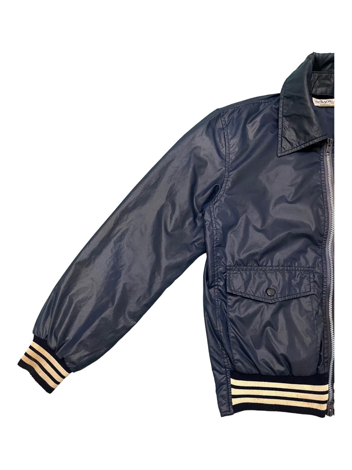 Adidas × Vintage Vintage 80 Adidas Embroidery Flowe Emblem Bomber Style Size US S / EU 44-46 / 1 - 2 Thumbnail