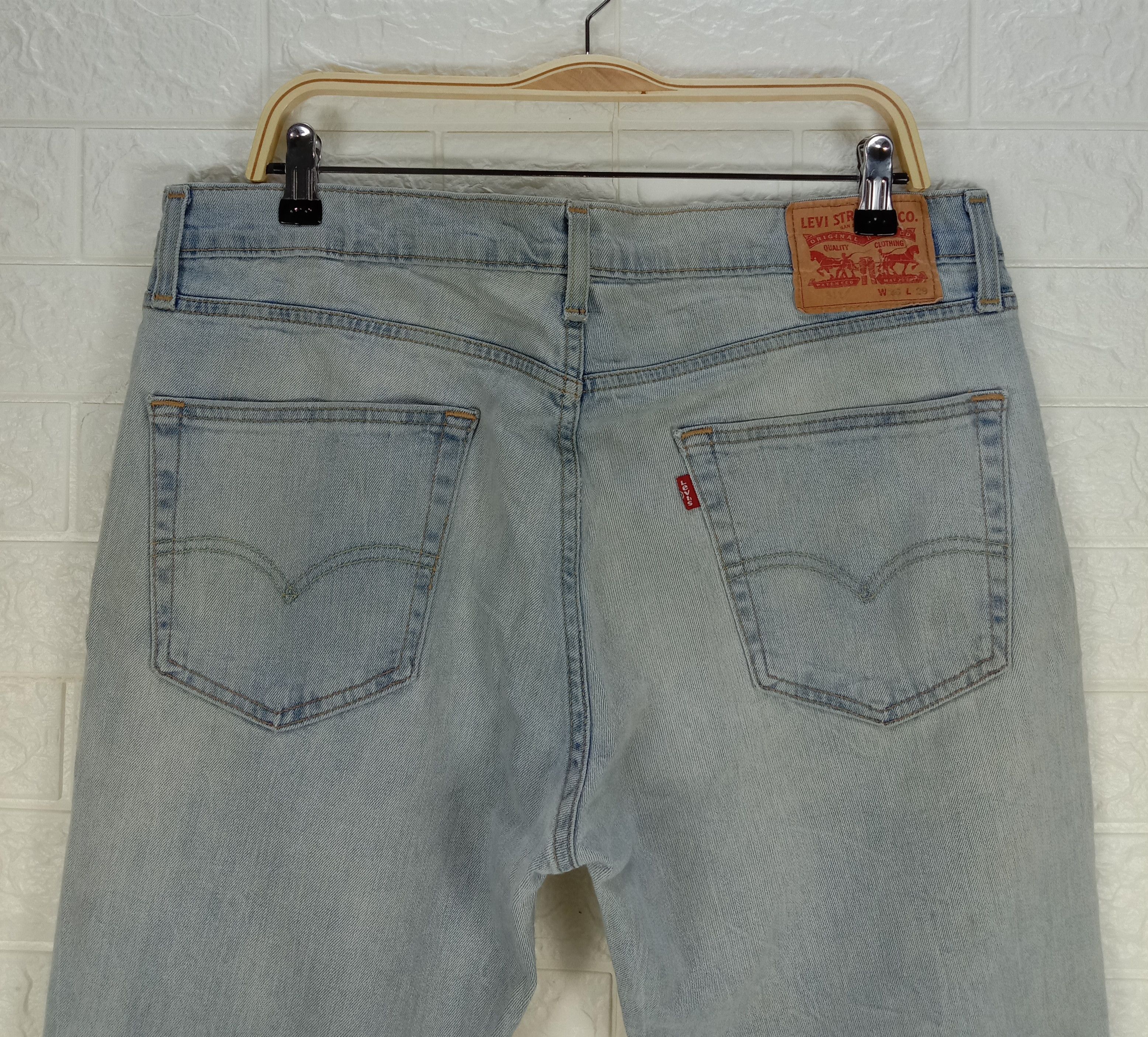 Levi's Vintage Levi's 511 Jeans Light Wash Slim Cut Denim Size US 36 / EU 52 - 6 Thumbnail