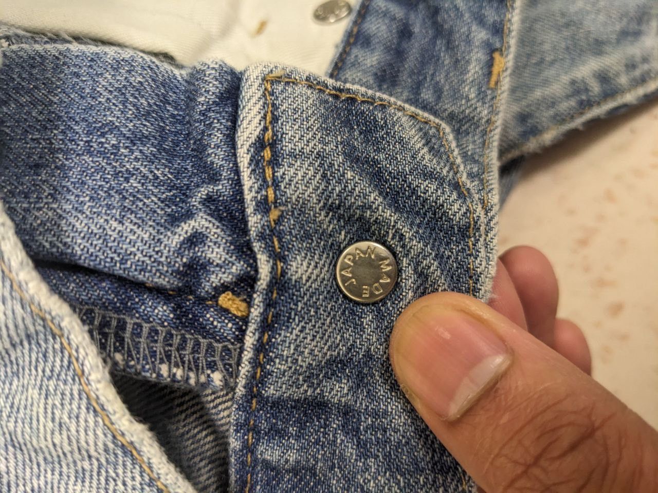 Takeo Kikuchi BLUE FADED RARE TAKEO KIKUCHI DISTRESSED JEANS Size US 32 / EU 48 - 8 Thumbnail