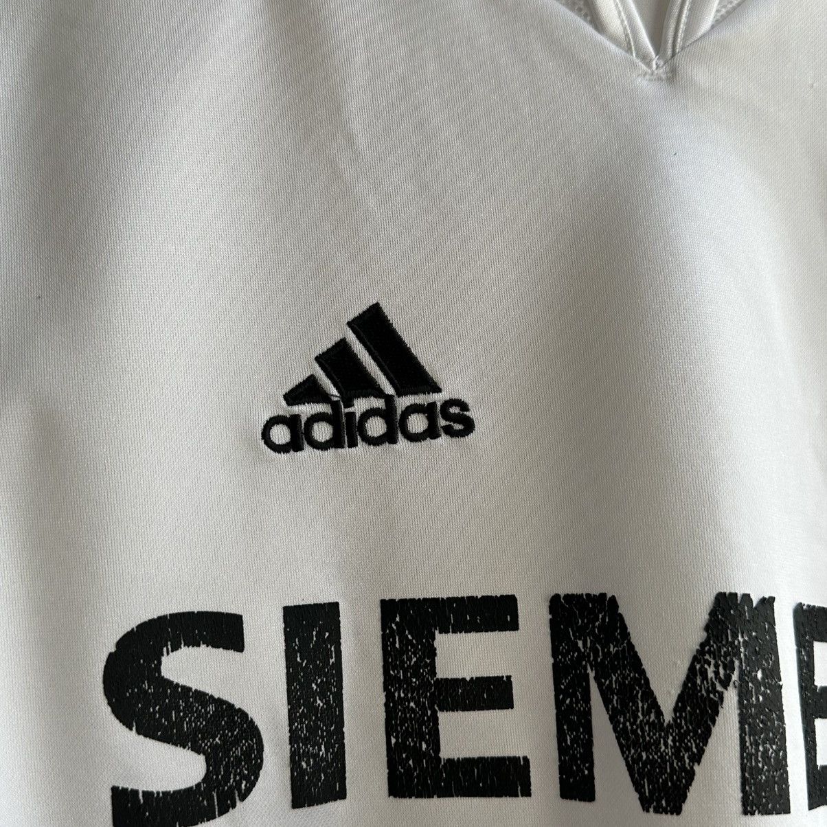 Adidas Vintage Adidas FC Real Madrid 2004/05 Soccer Jersey Football Size US S / EU 44-46 / 1 - 6 Thumbnail