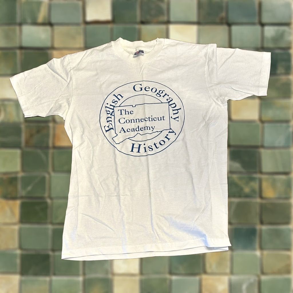 Fruit Of The Loom VINTAGE The Connecticut Academy Shirt 90s Education Single Stitch Large Adult Size US L / EU 52-54 / 3 - 1 Thumbnail